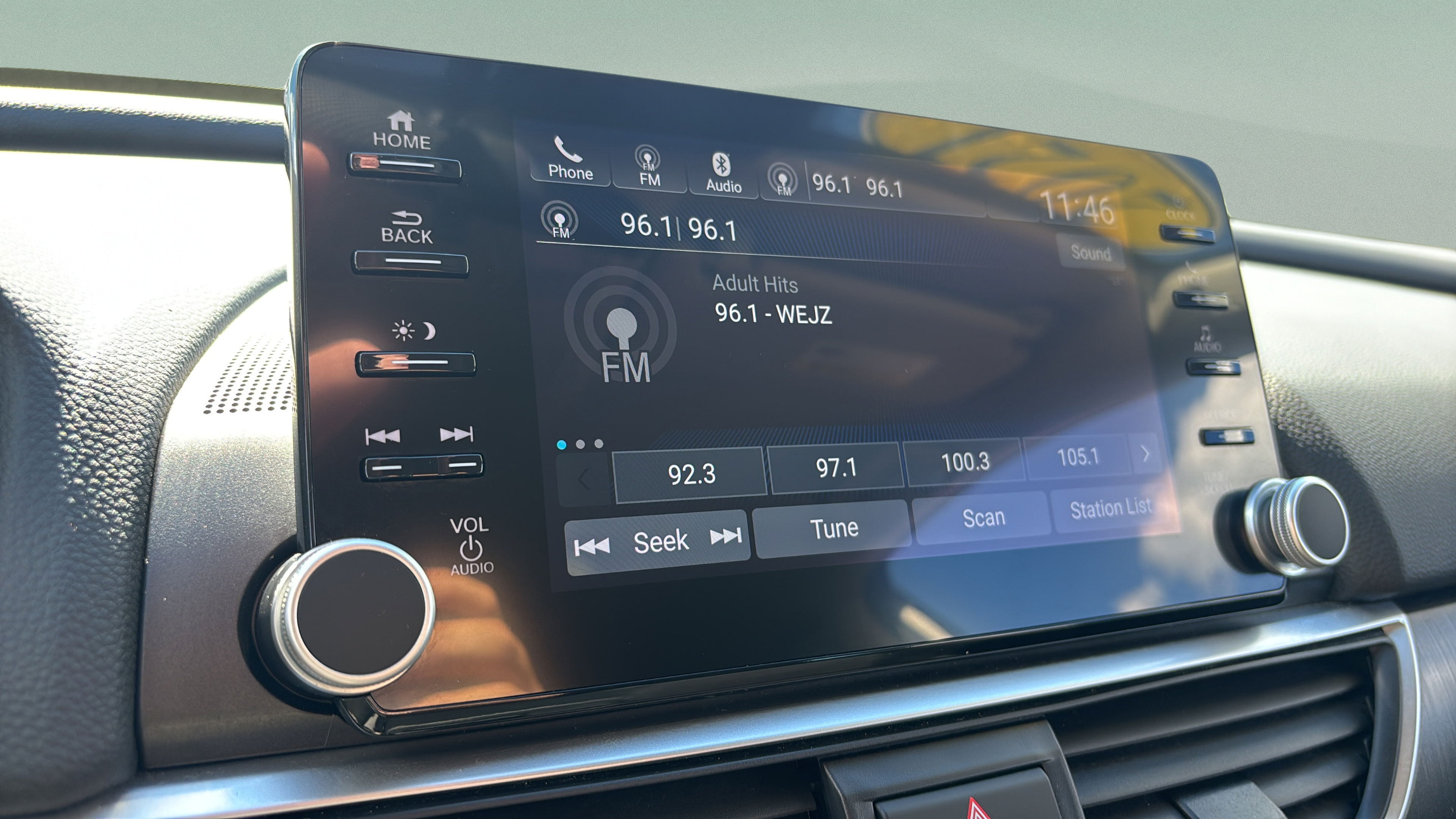 2021 Honda Accord LX - Photo 24