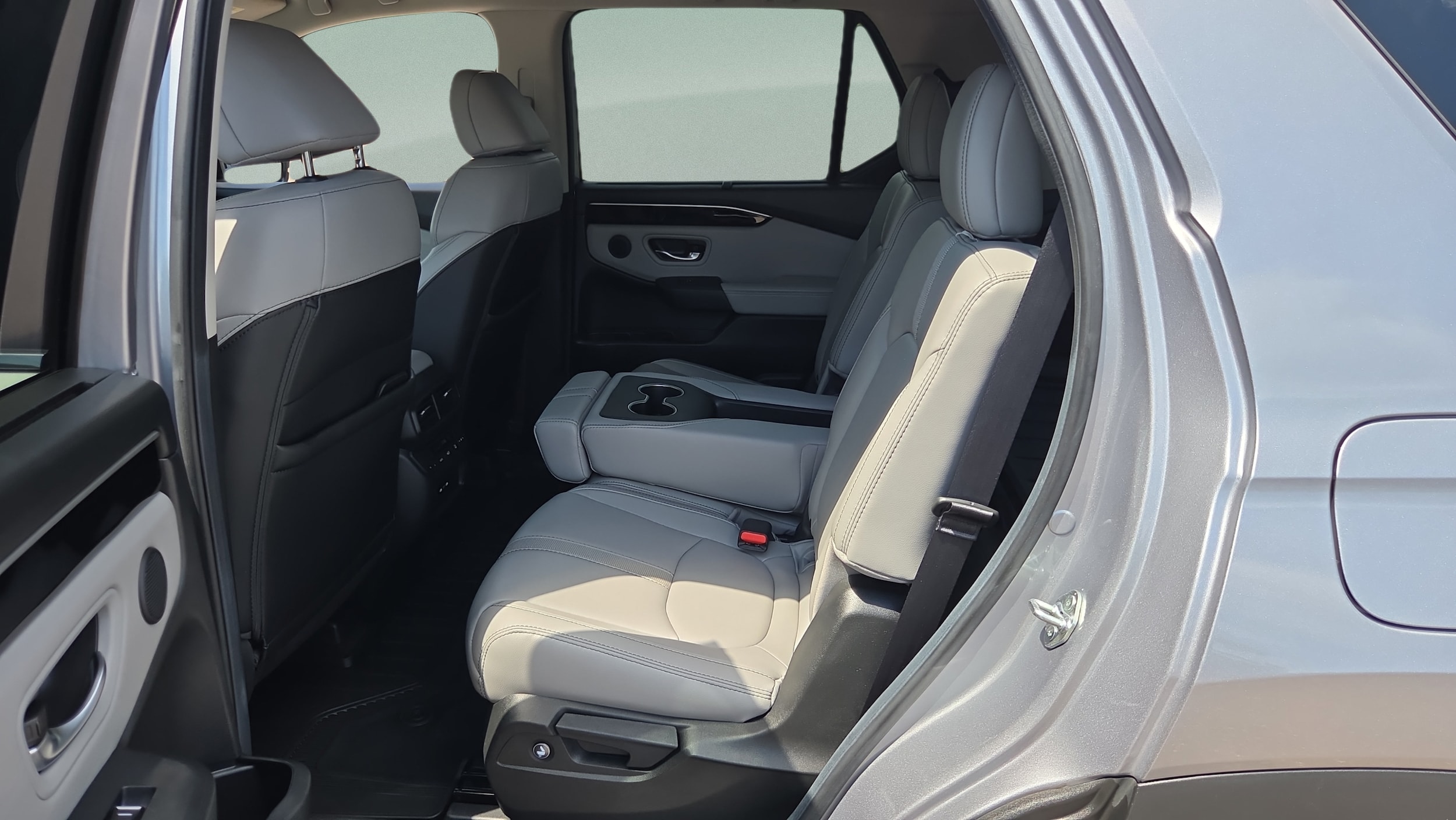 2025 Honda Pilot EX-L - Photo 11
