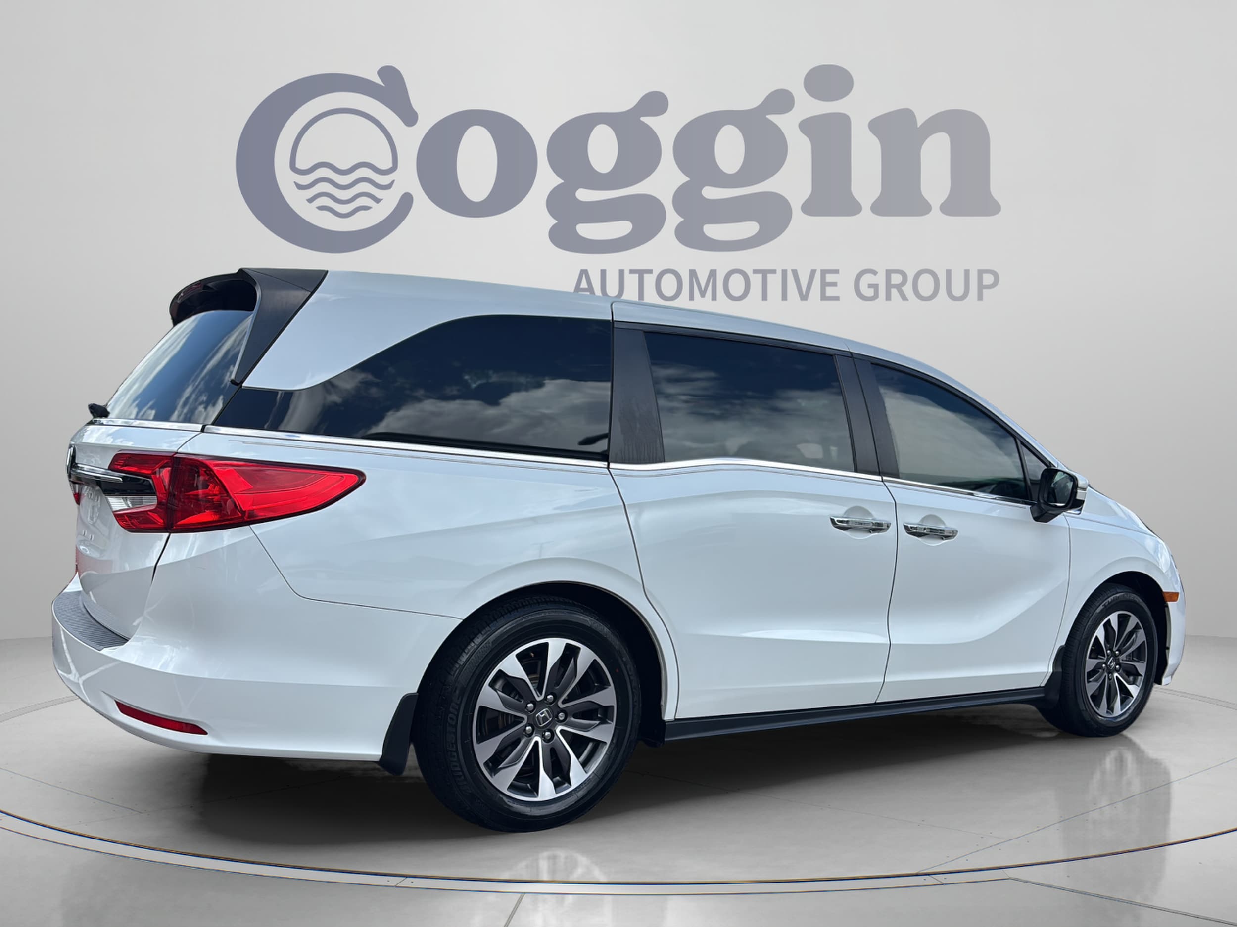 2021 Honda Odyssey EX-L - Photo 6