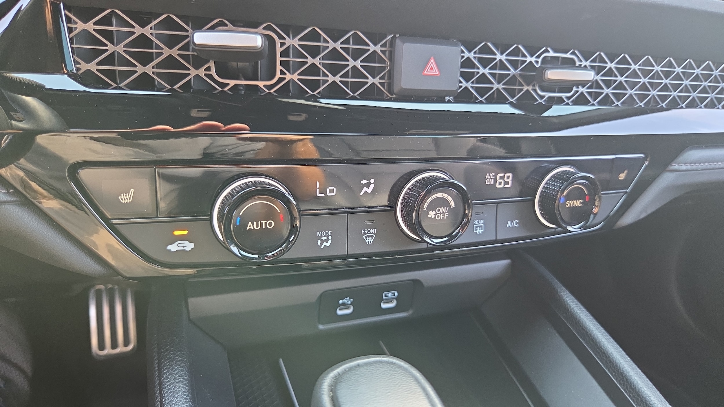 2025 Honda Accord Hybrid Sport-L - Photo 21