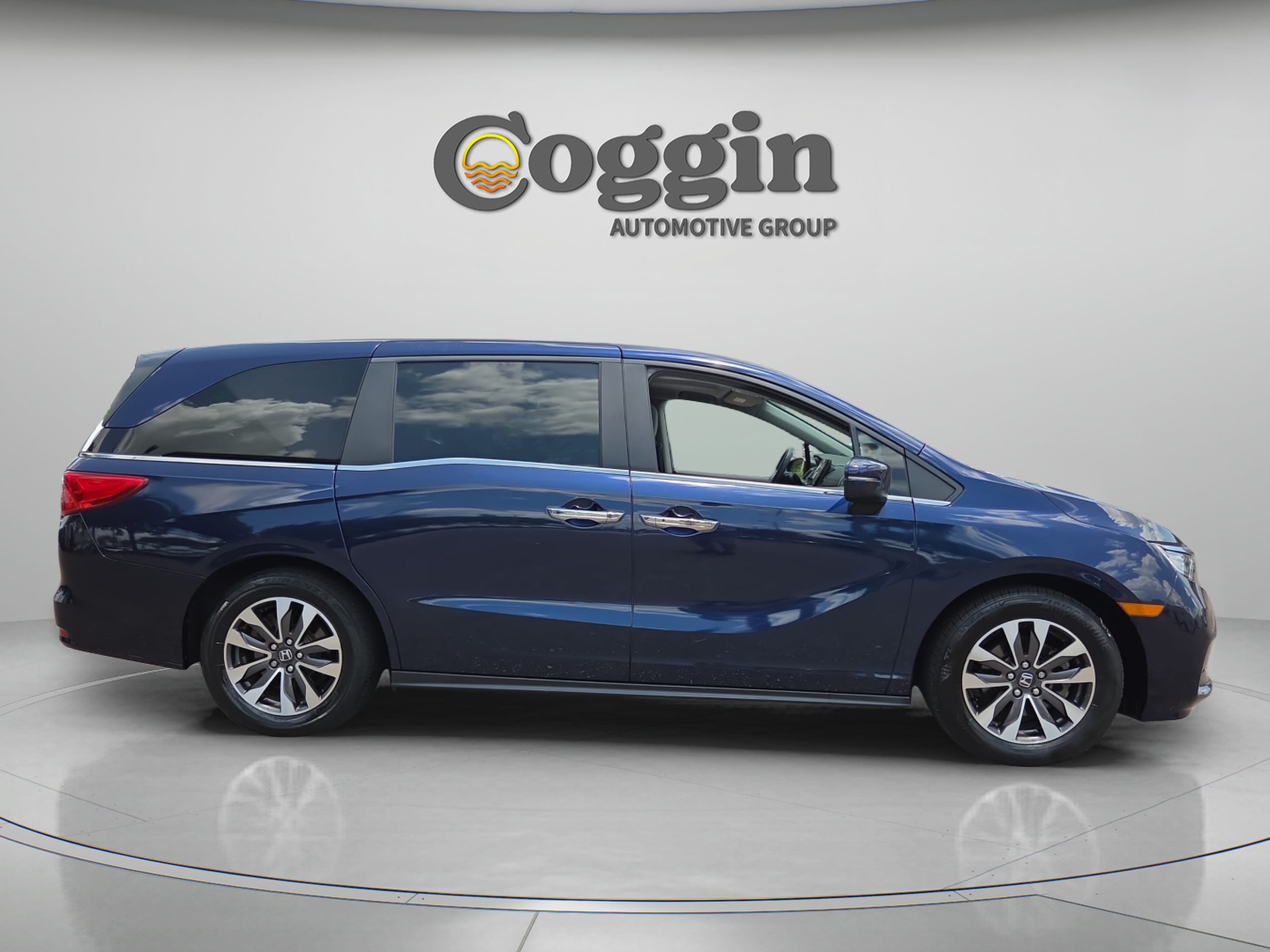 2023 Honda Odyssey EX-L - Photo 7