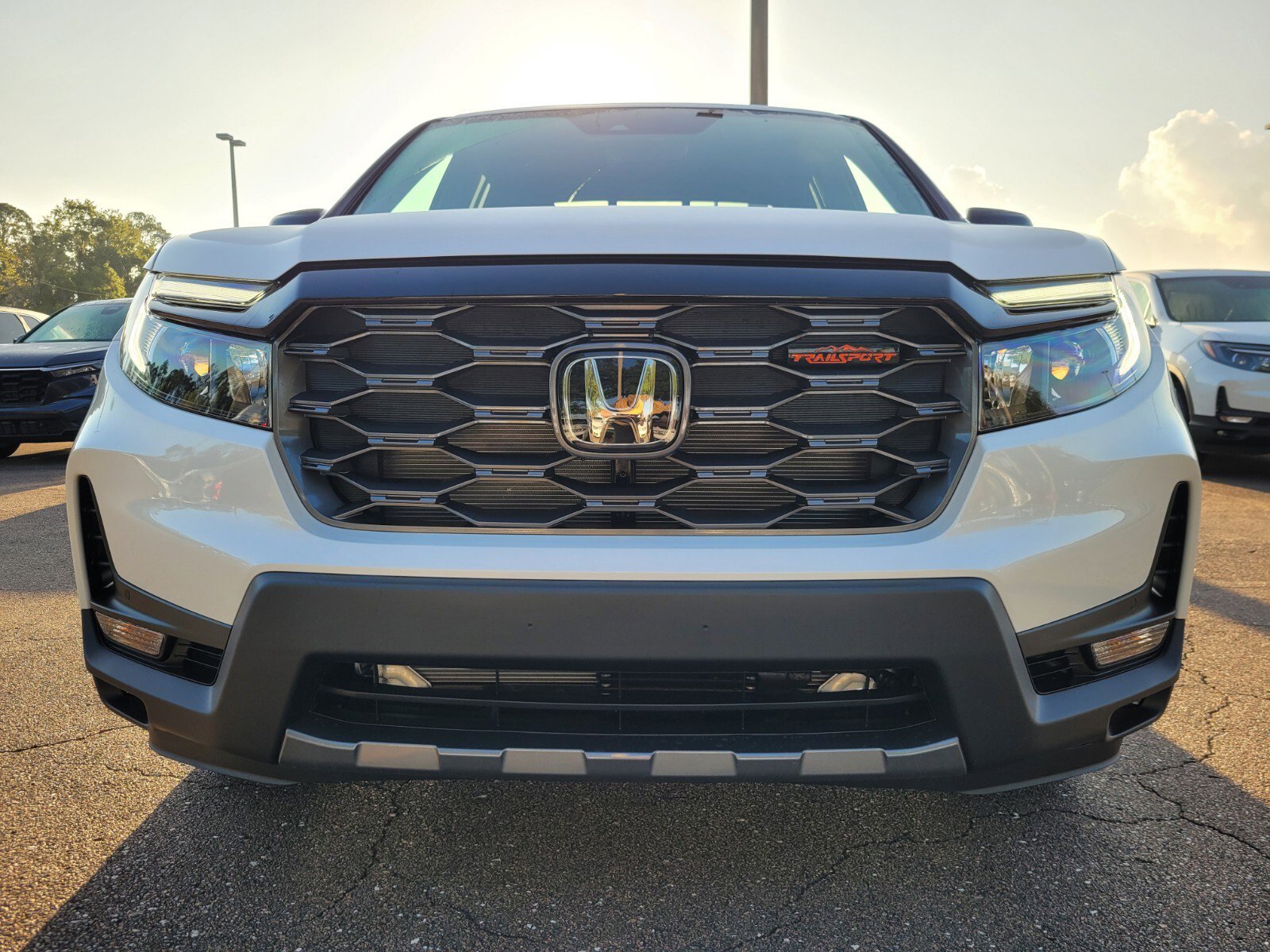 2025 Honda Ridgeline TrailSport photo 2