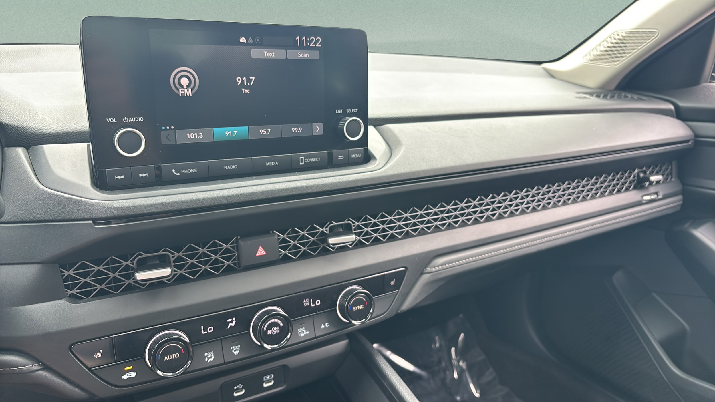 2023 Honda Accord EX - Photo 34
