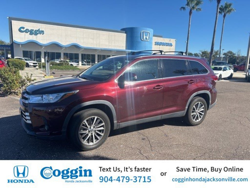 Used 2019 Toyota Highlander XLE V6 SUV