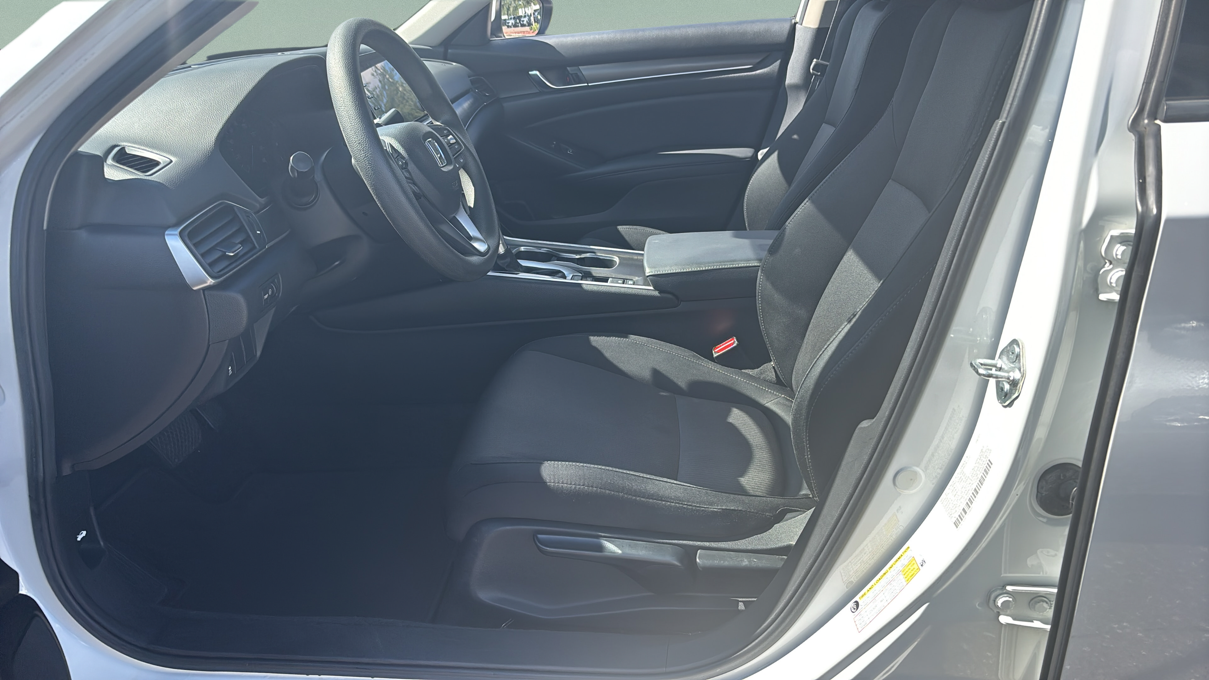 2021 Honda Accord LX - Photo 10