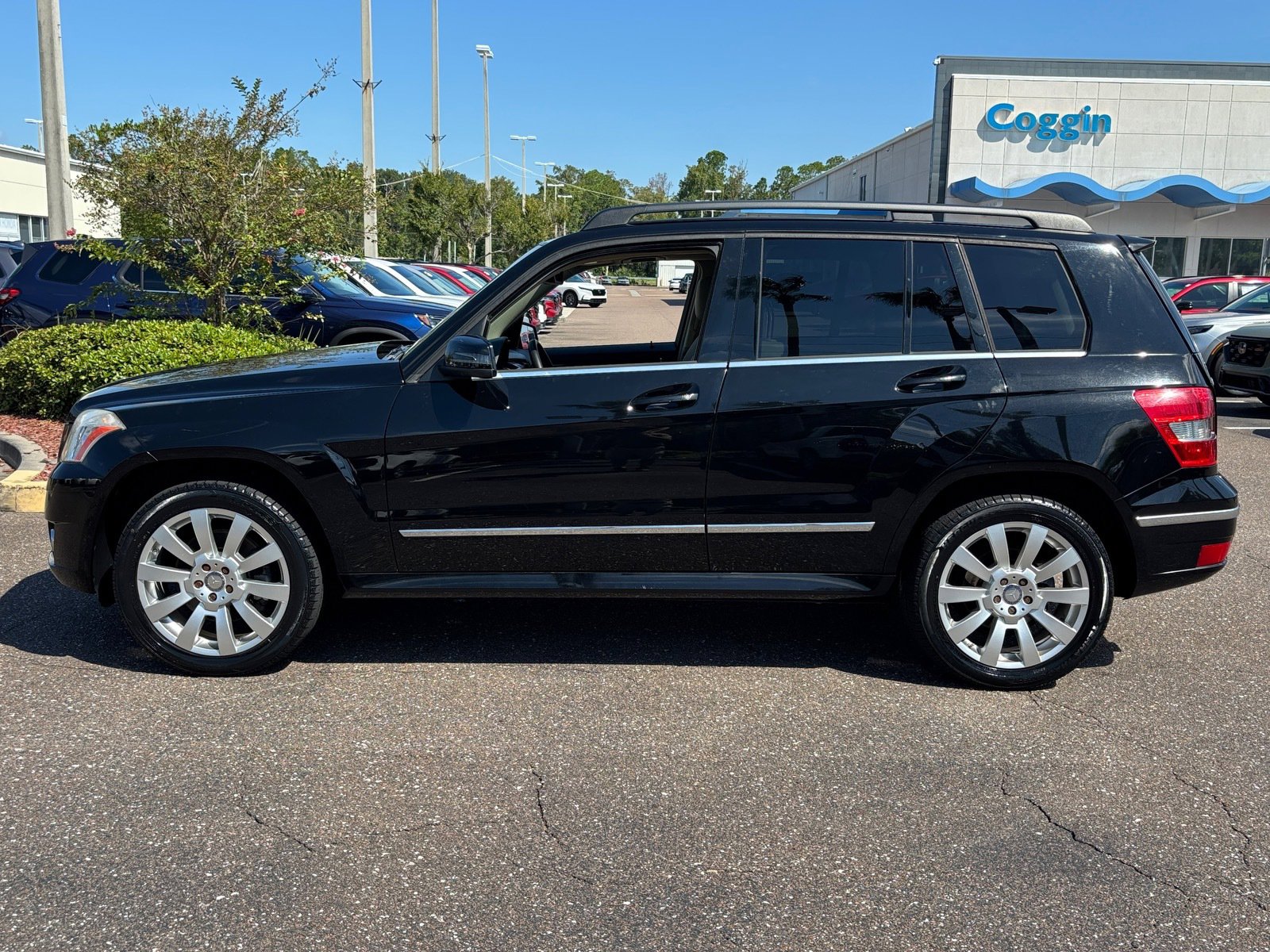 2011 Mercedes Benz GLK 350 photo 2