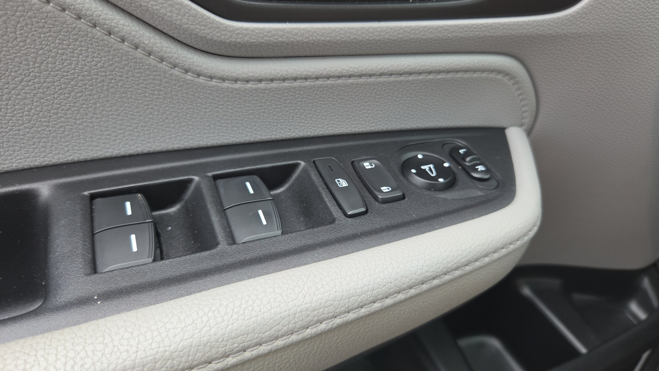 2021 Honda Odyssey EX-L - Photo 19