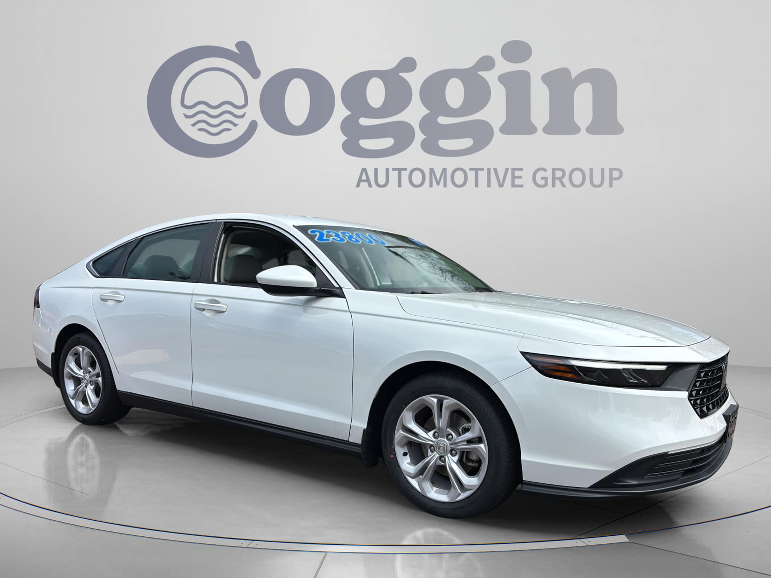 2024 Honda Accord LX - Photo 8