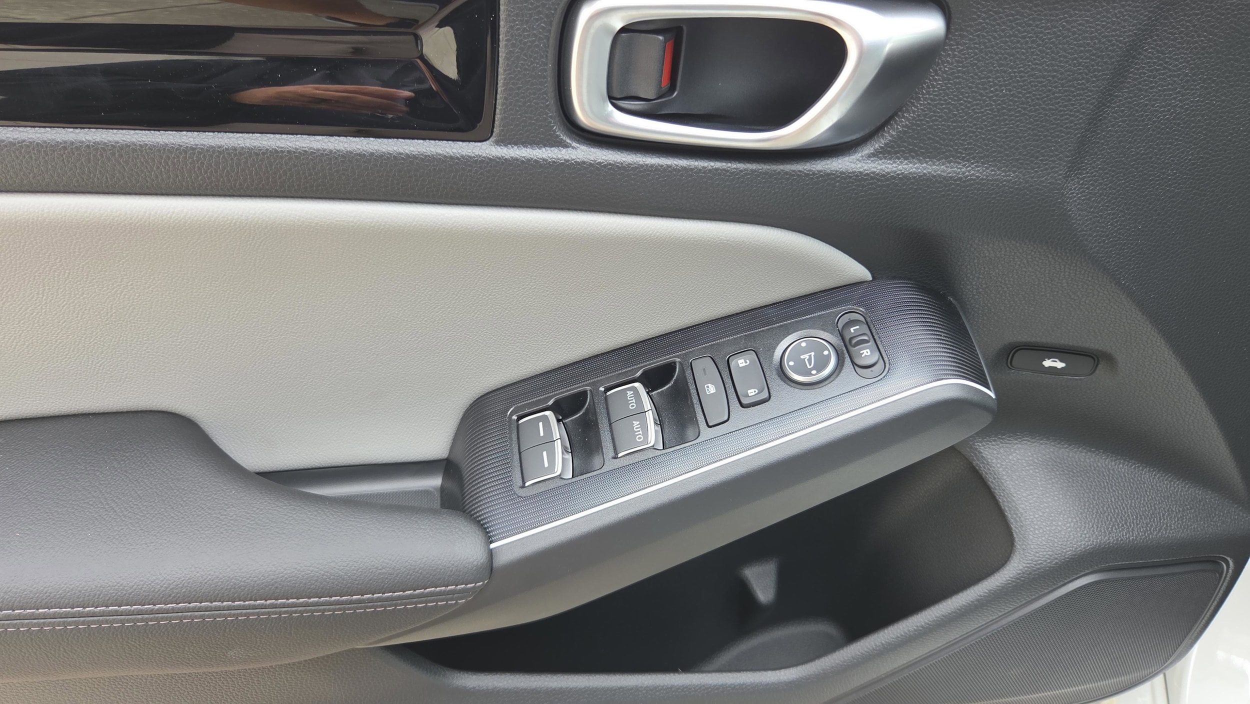 2026 Honda Civic Sport Touring - Photo 29