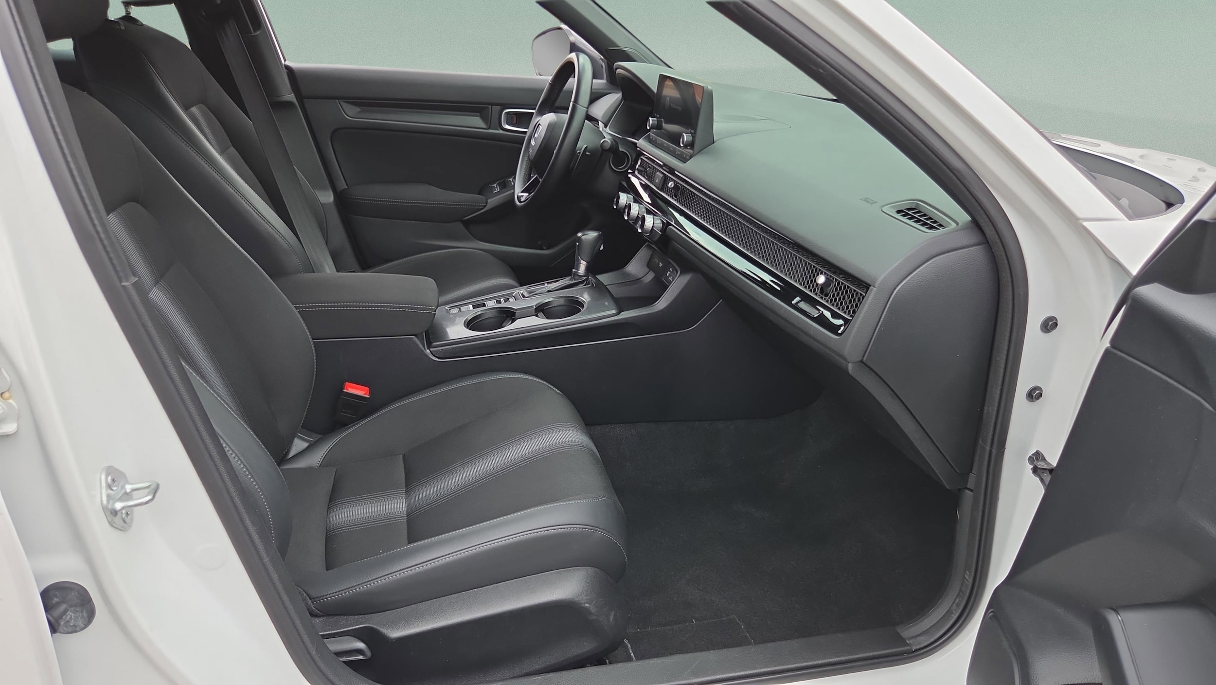 2023 Honda Civic Hatchback Sport - Photo 15