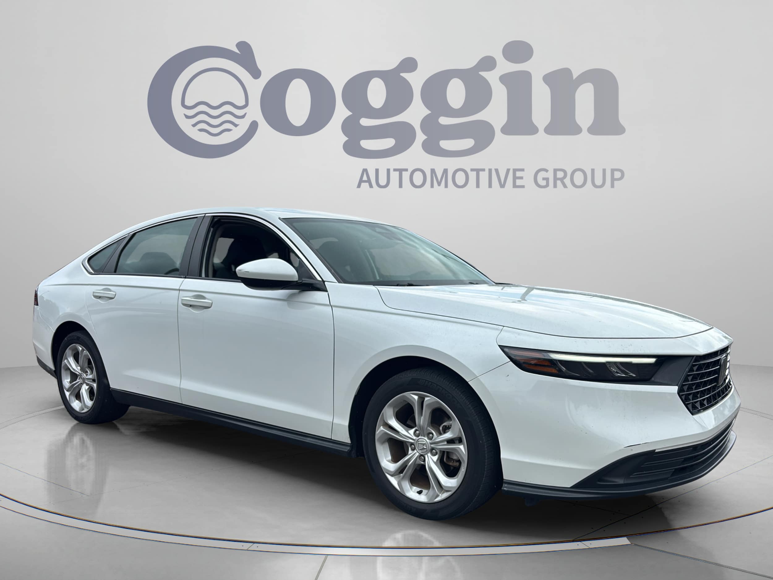 2023 Honda Accord LX - Photo 6