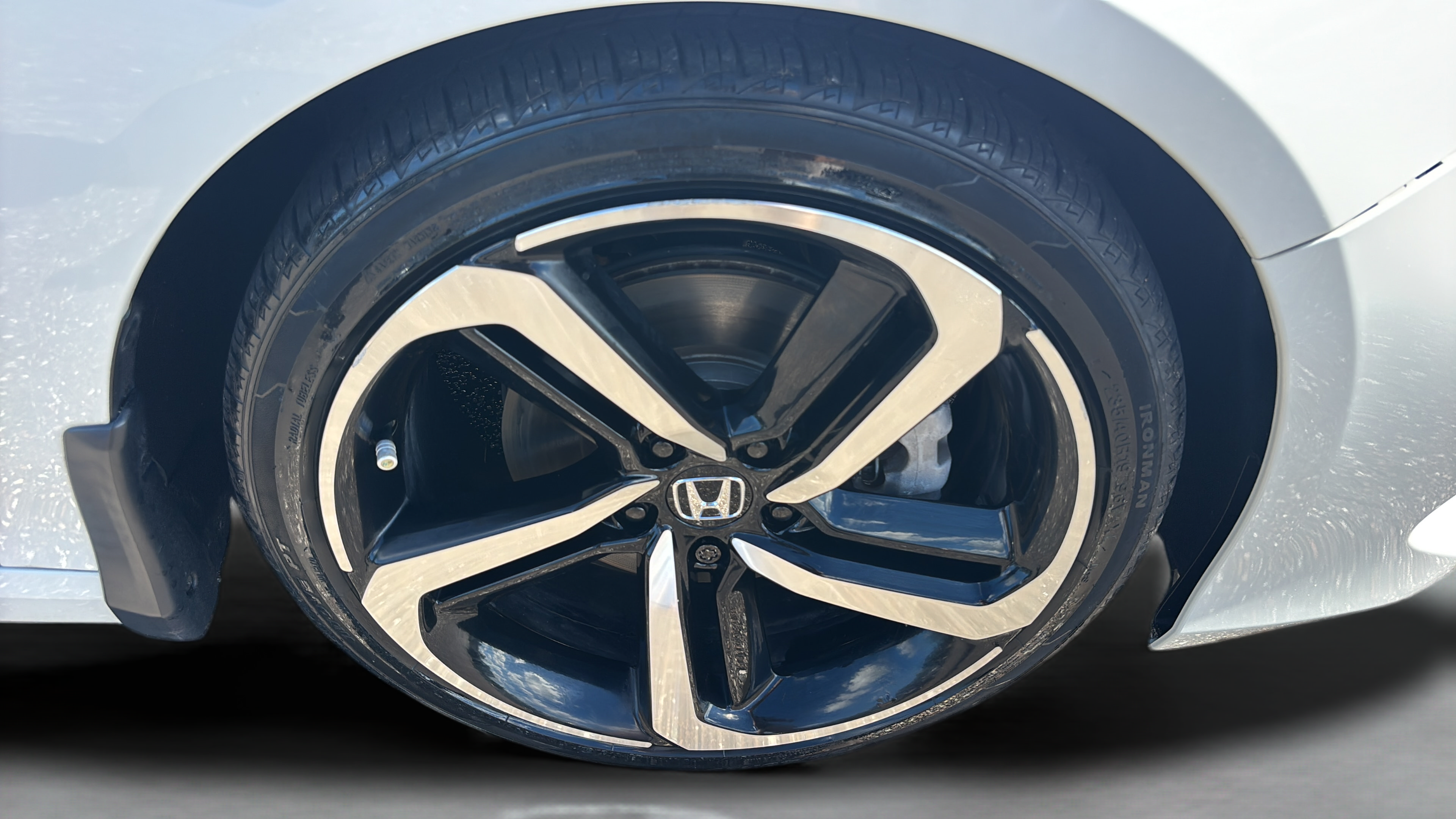 2021 Honda Accord Sport - Photo 37