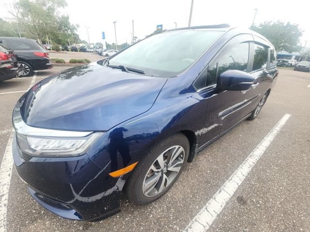 Used 2023 Honda Odyssey Touring Van