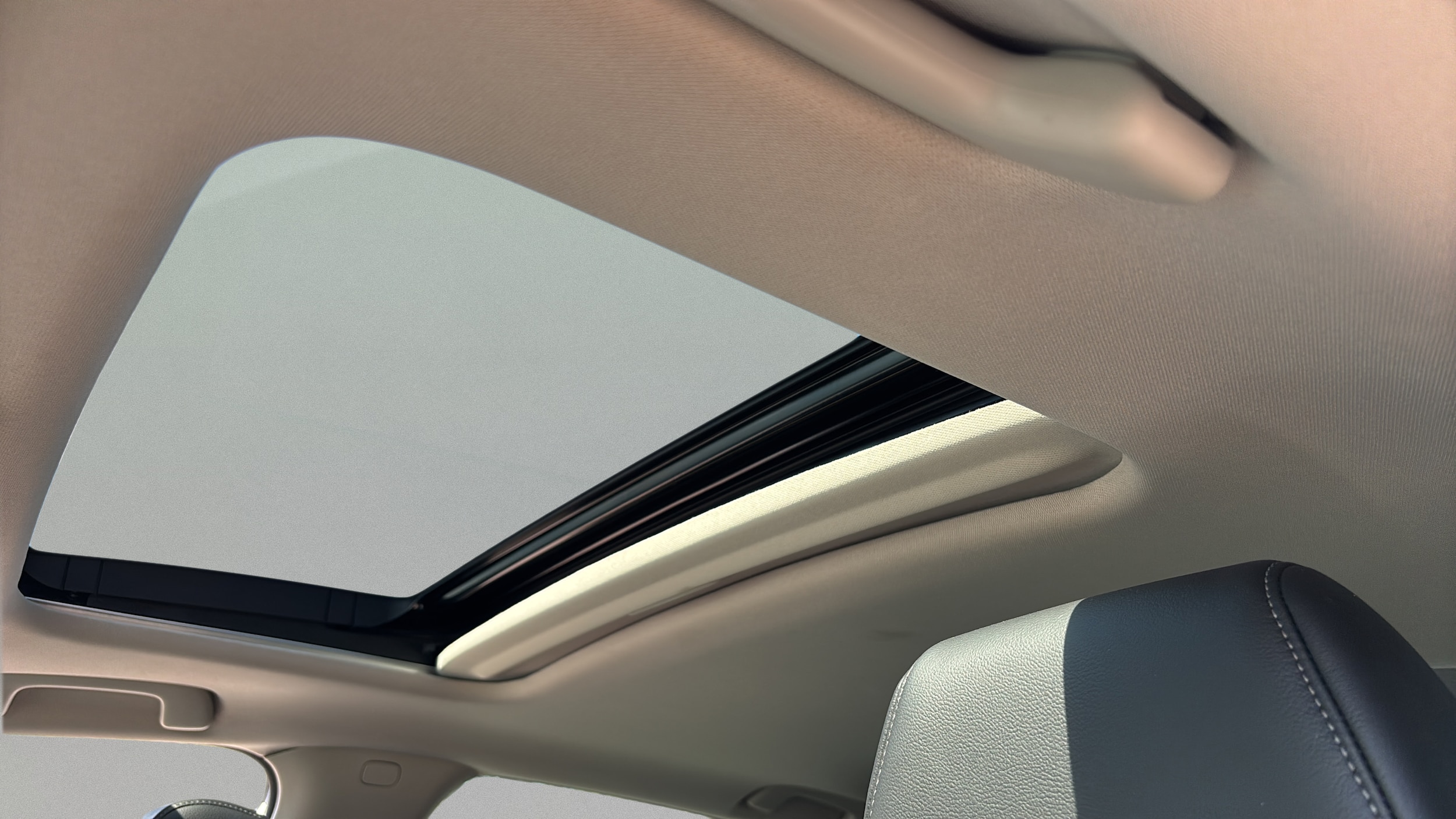 2022 Honda Civic Touring - Photo 11