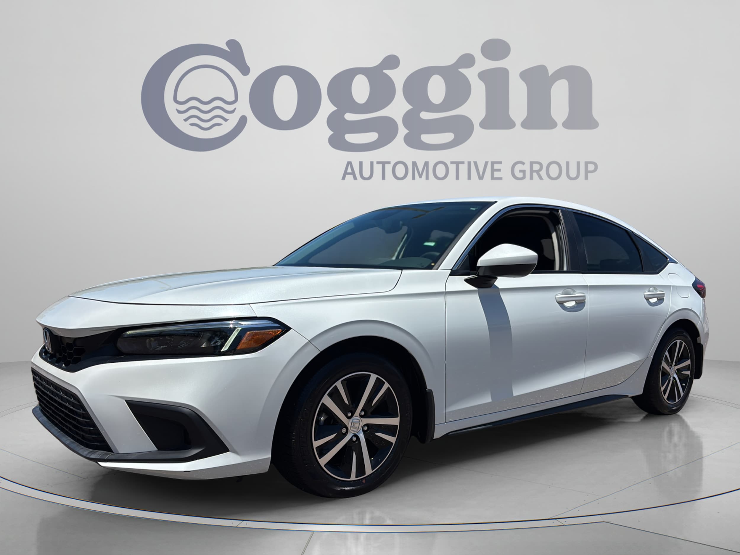 2024 Honda Civic LX CVT's photo