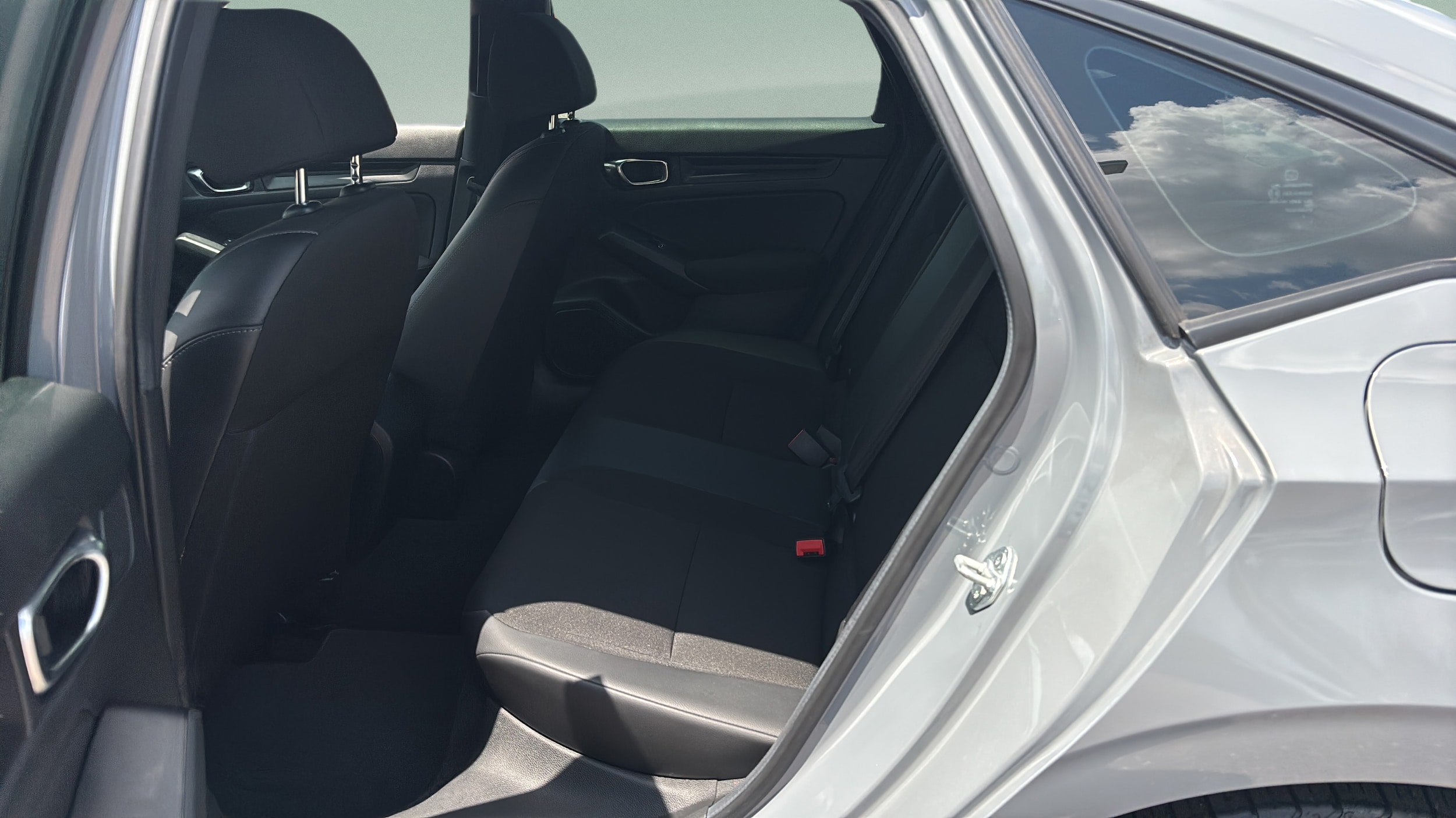 2025 Honda Civic Sport - Photo 11
