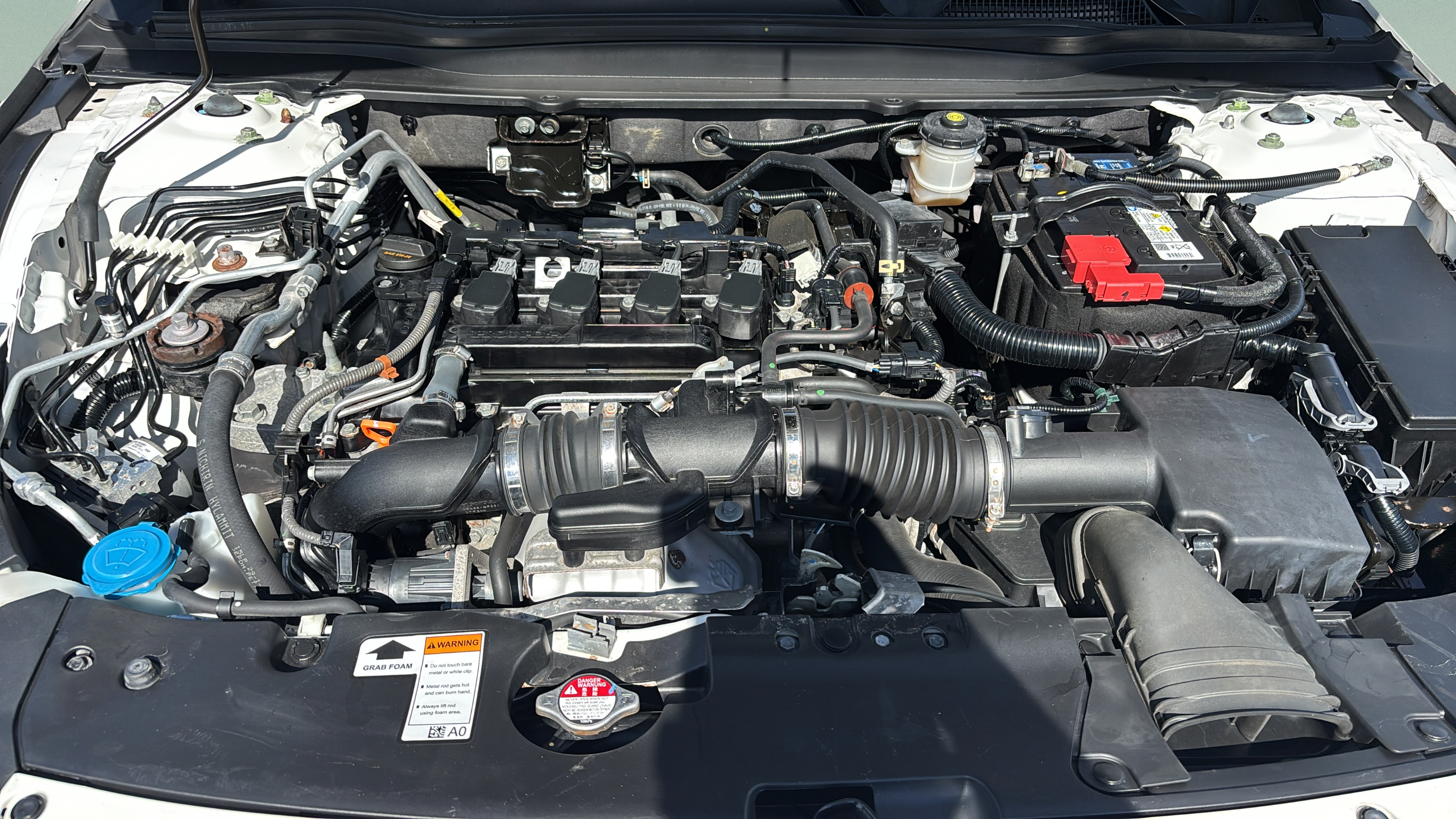2021 Honda Accord LX - Photo 18
