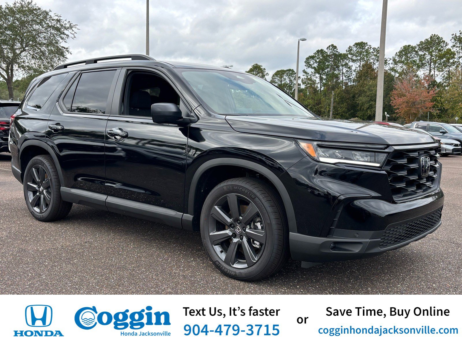 2025 Honda Pilot Sport's photo