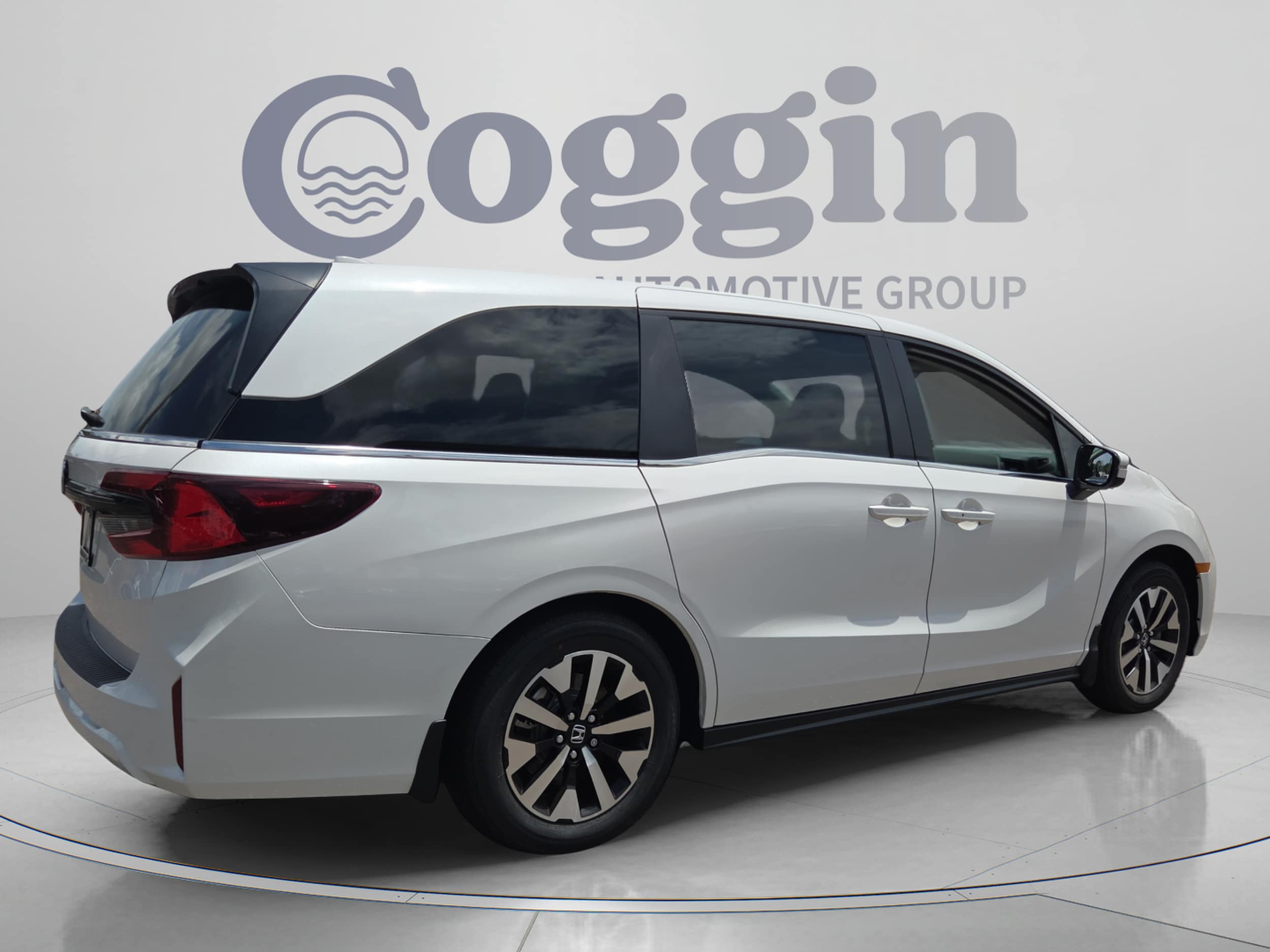 2026 Honda Odyssey EX-L - Photo 6