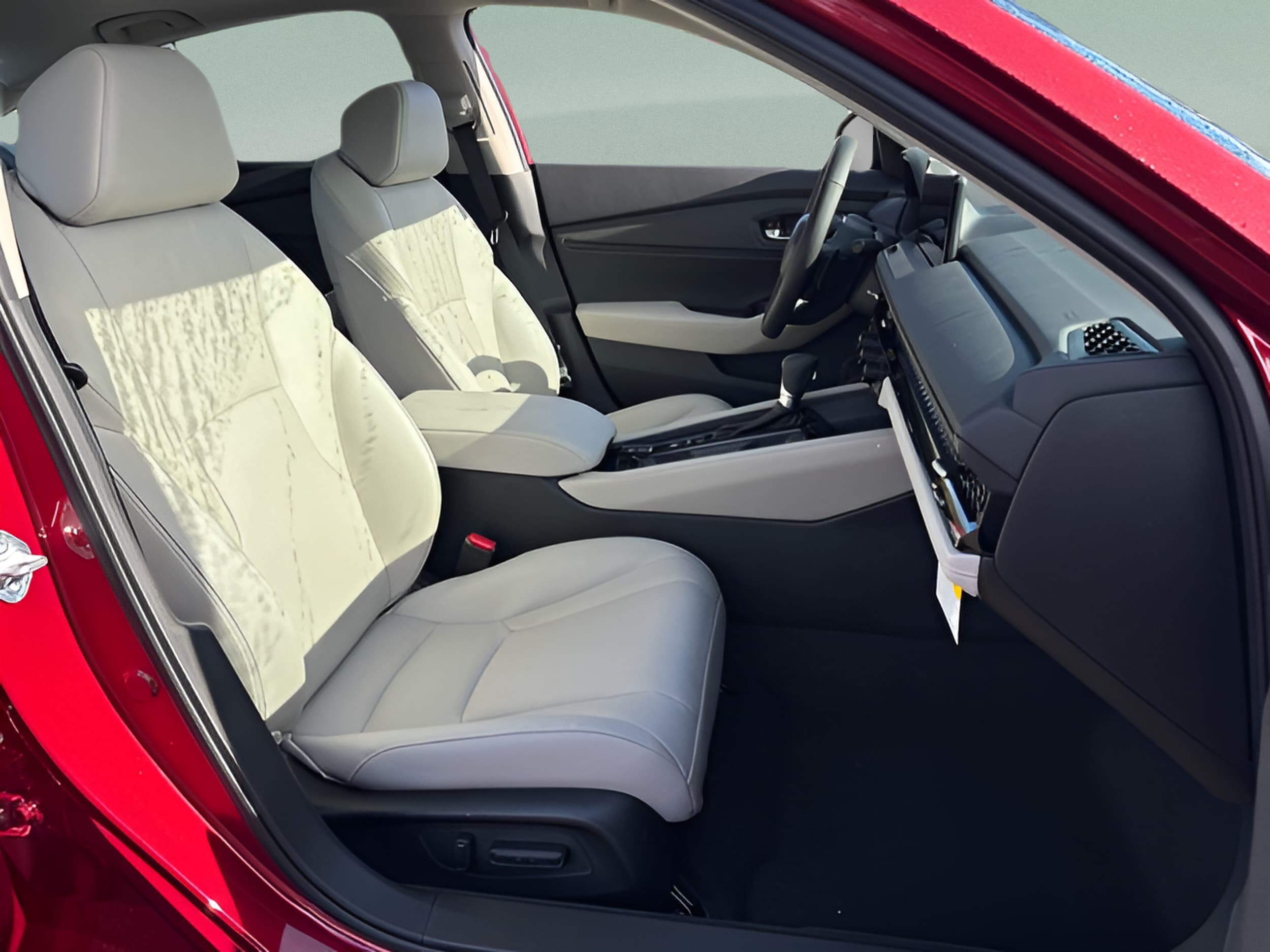 2025 Honda Accord Hybrid Touring - Photo 17