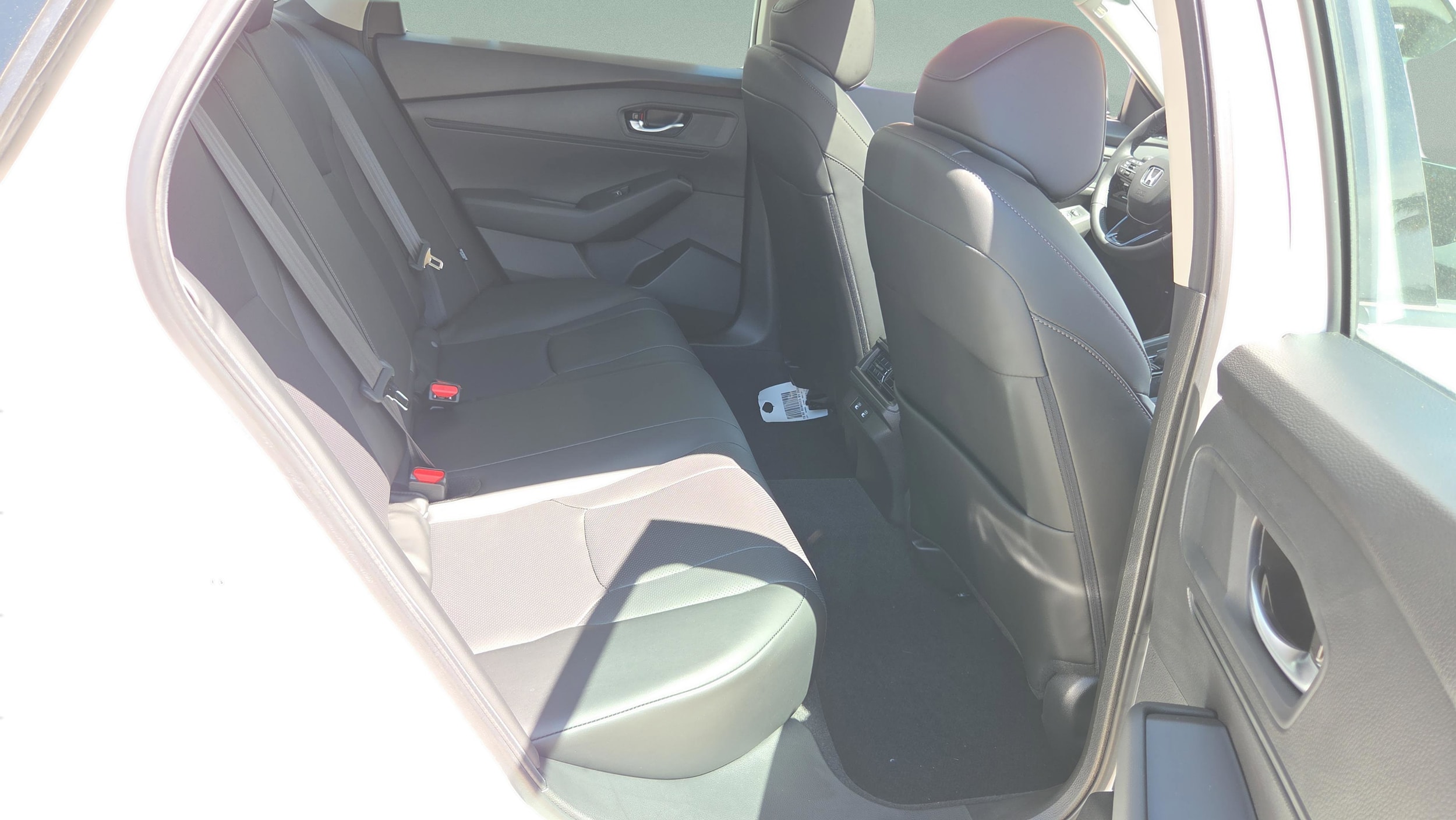 2025 Honda Accord Hybrid EX-L - Photo 15