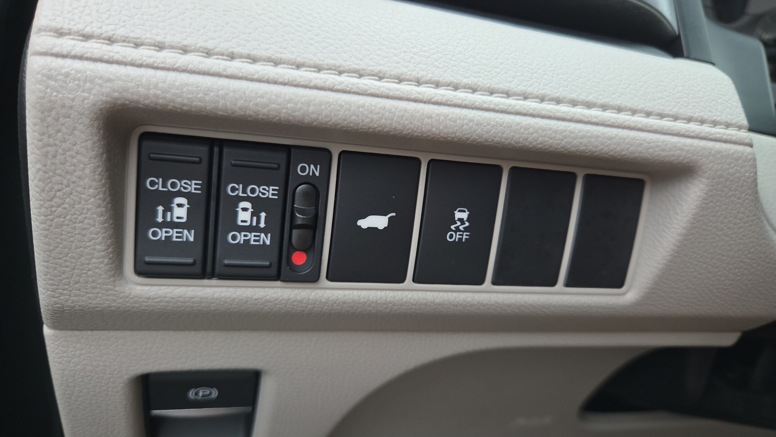 2026 Honda Odyssey EX-L - Photo 19