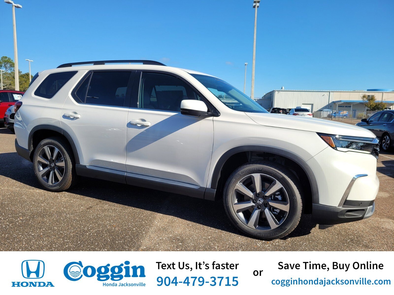 2025 Honda Pilot Touring's photo