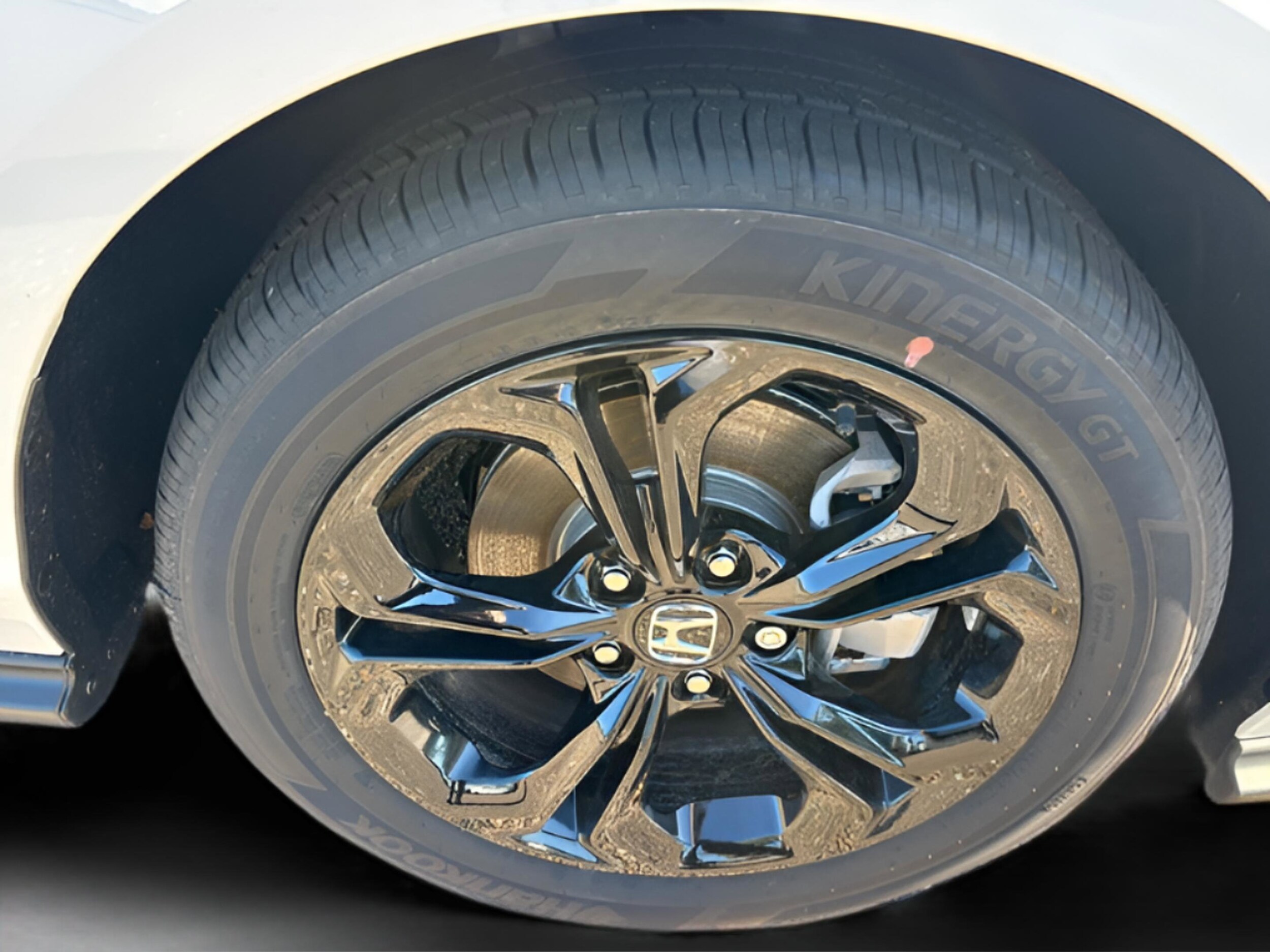 2025 Honda Accord SE - Photo 32