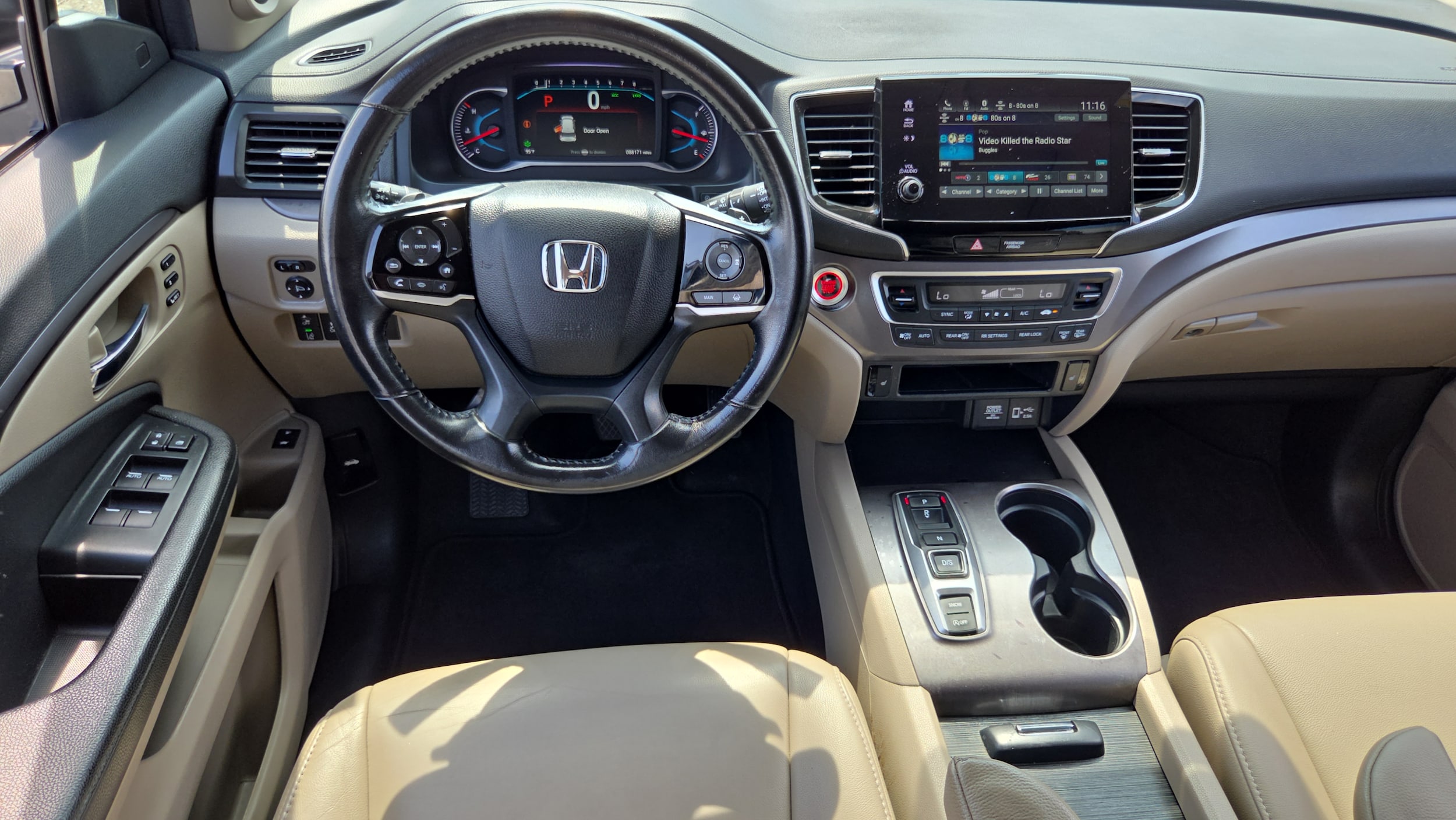 2021 Honda Pilot EX-L - Photo 12