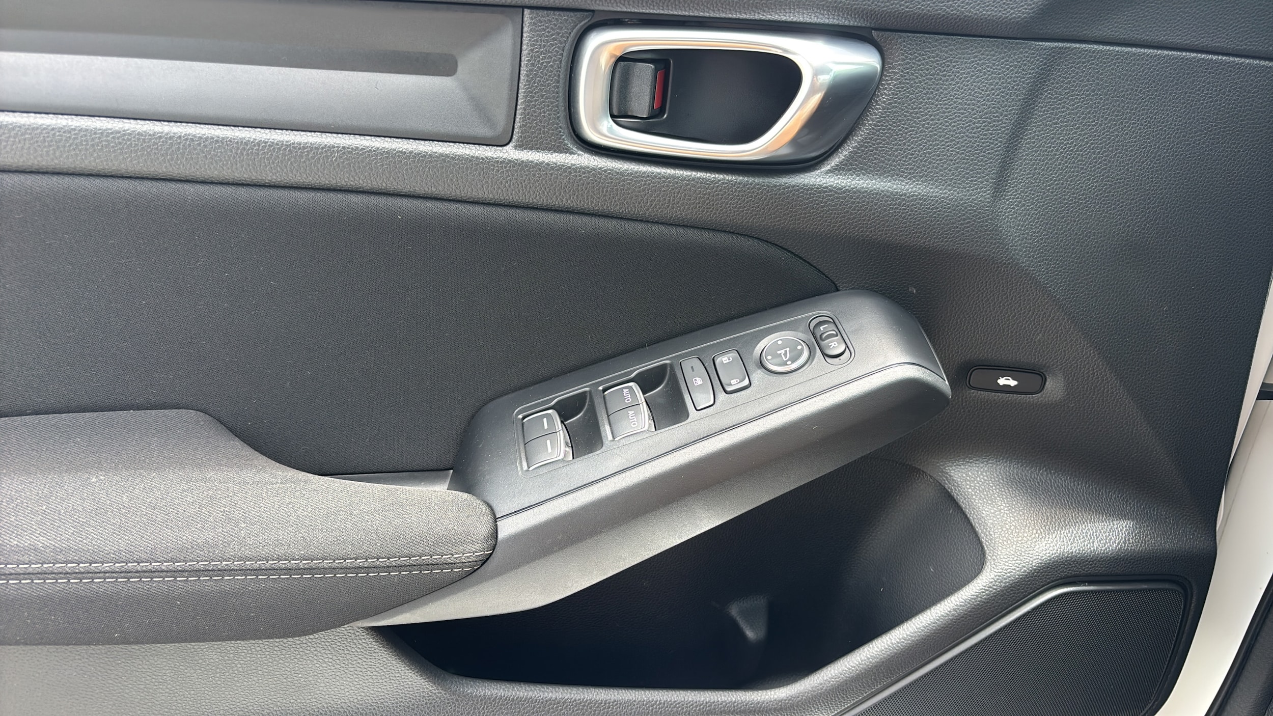 2023 Honda Civic Sport - Photo 24