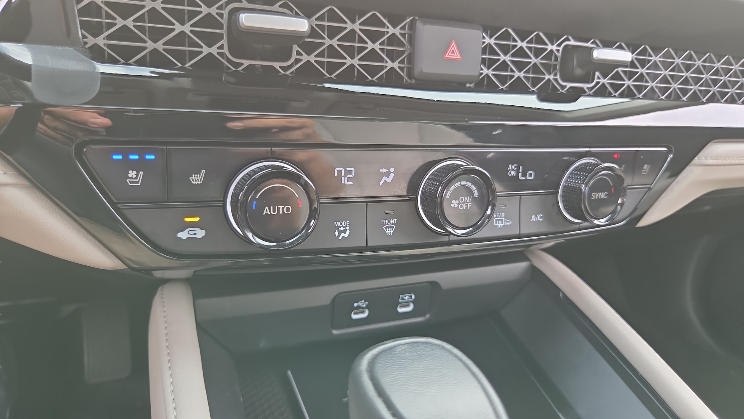 2025 Honda Accord Hybrid Touring - Photo 28