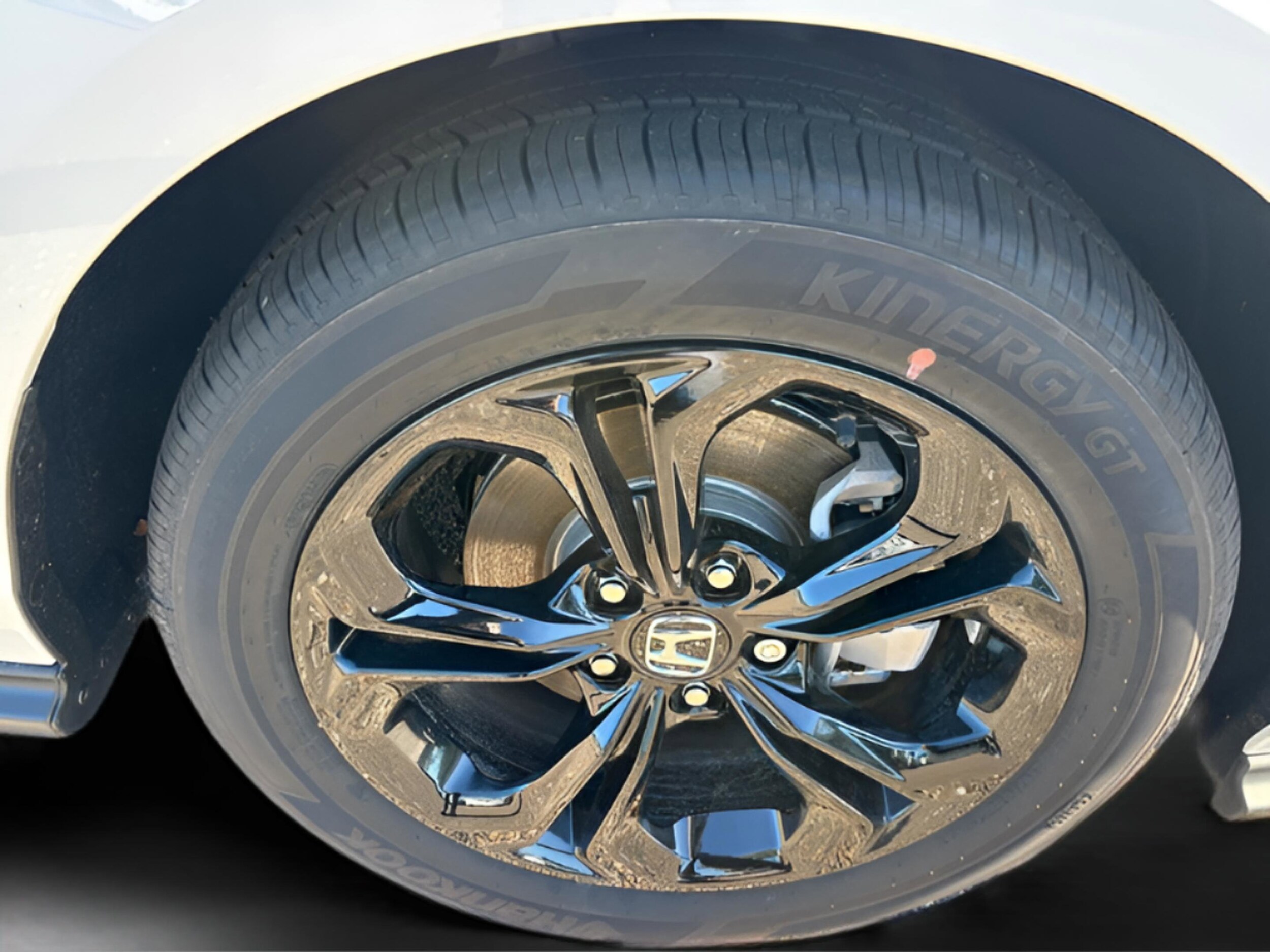 2025 Honda Accord SE - Photo 33