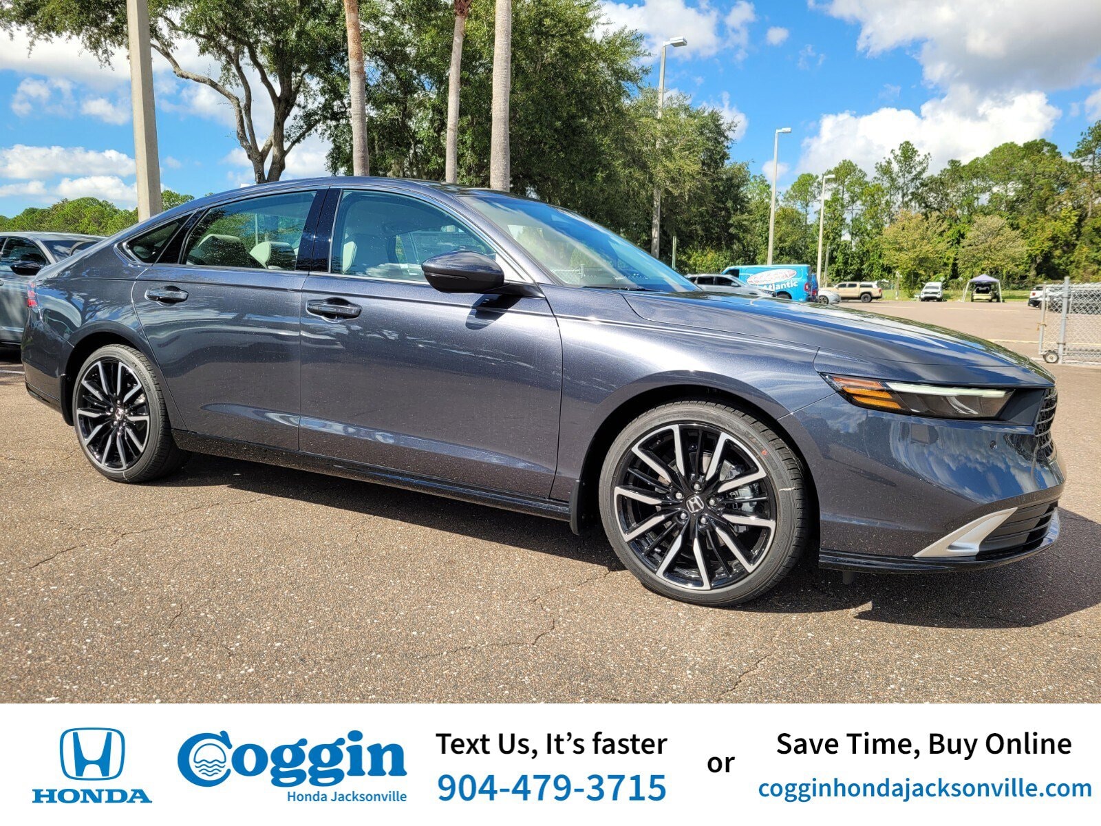 2025 Honda Accord Hybrid Touring's photo