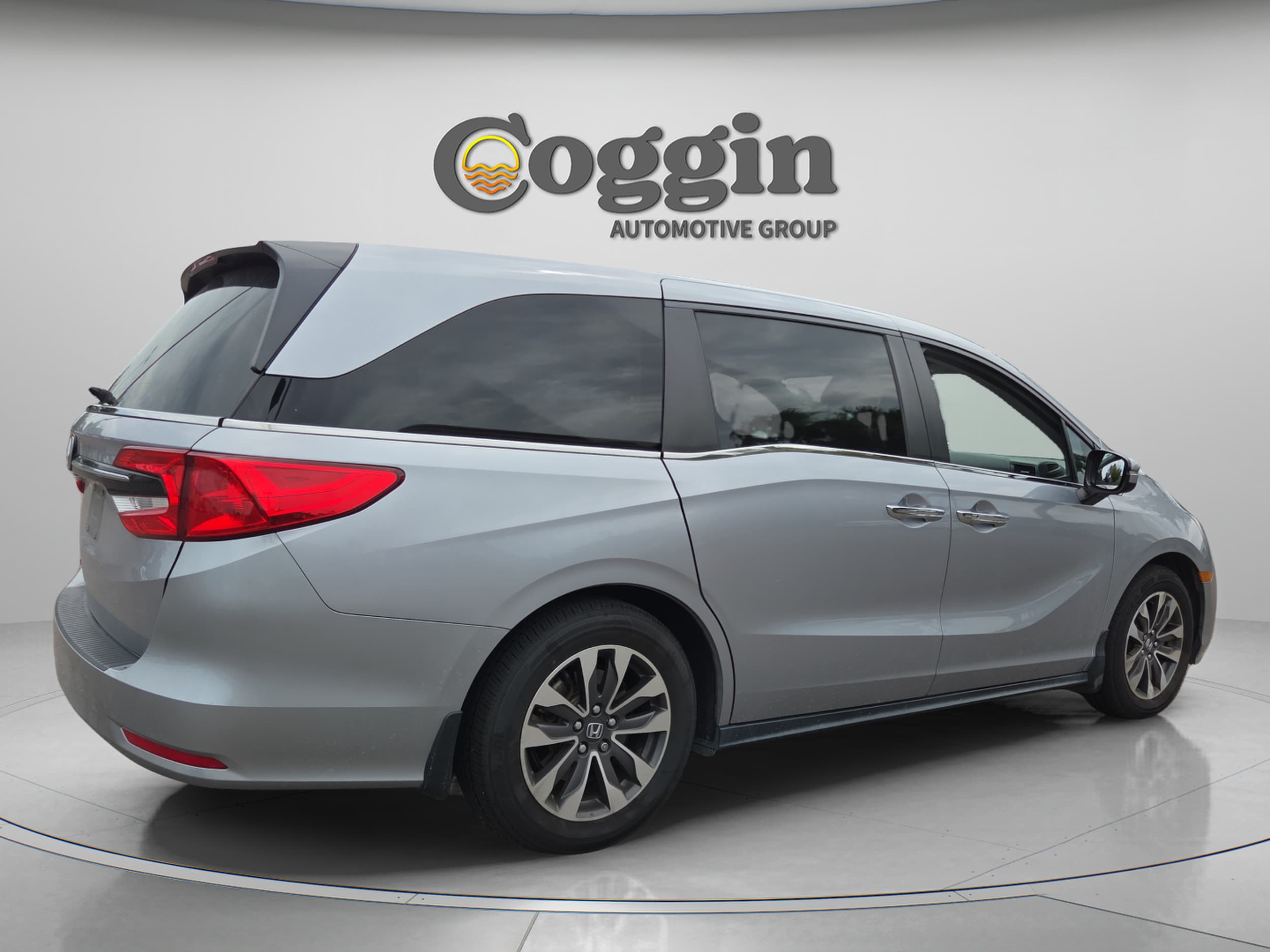 2021 Honda Odyssey EX-L - Photo 6