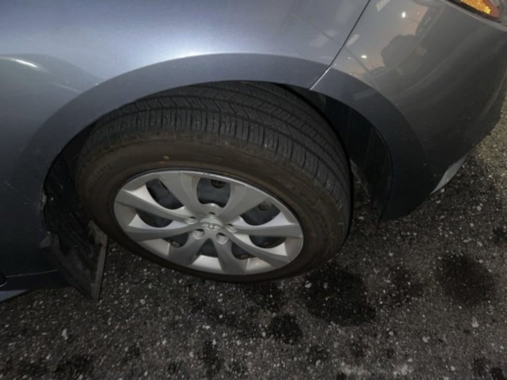 Used 2024 Toyota Corolla LE Sedan