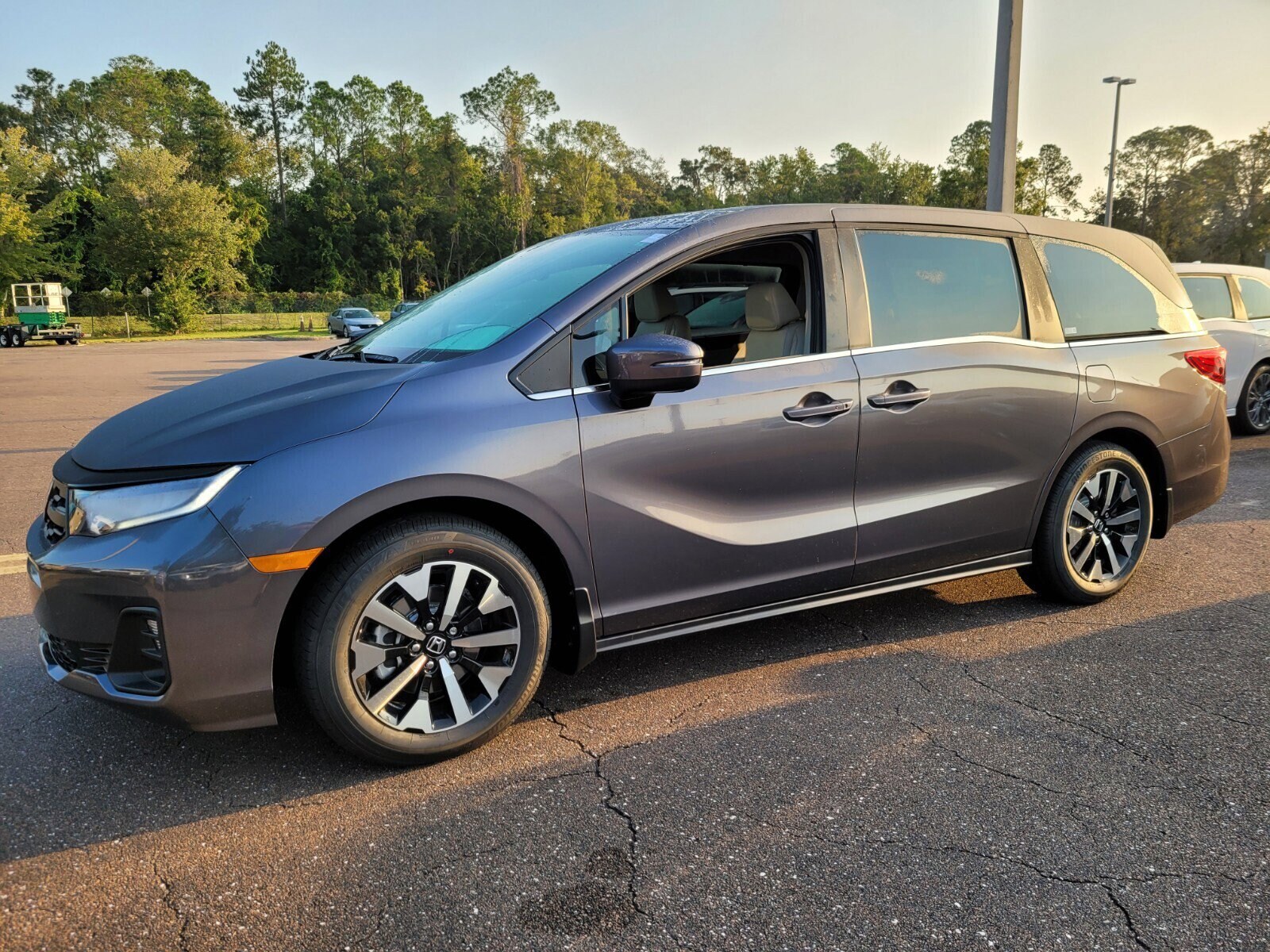 2026 Honda Odyssey EX-L photo 3