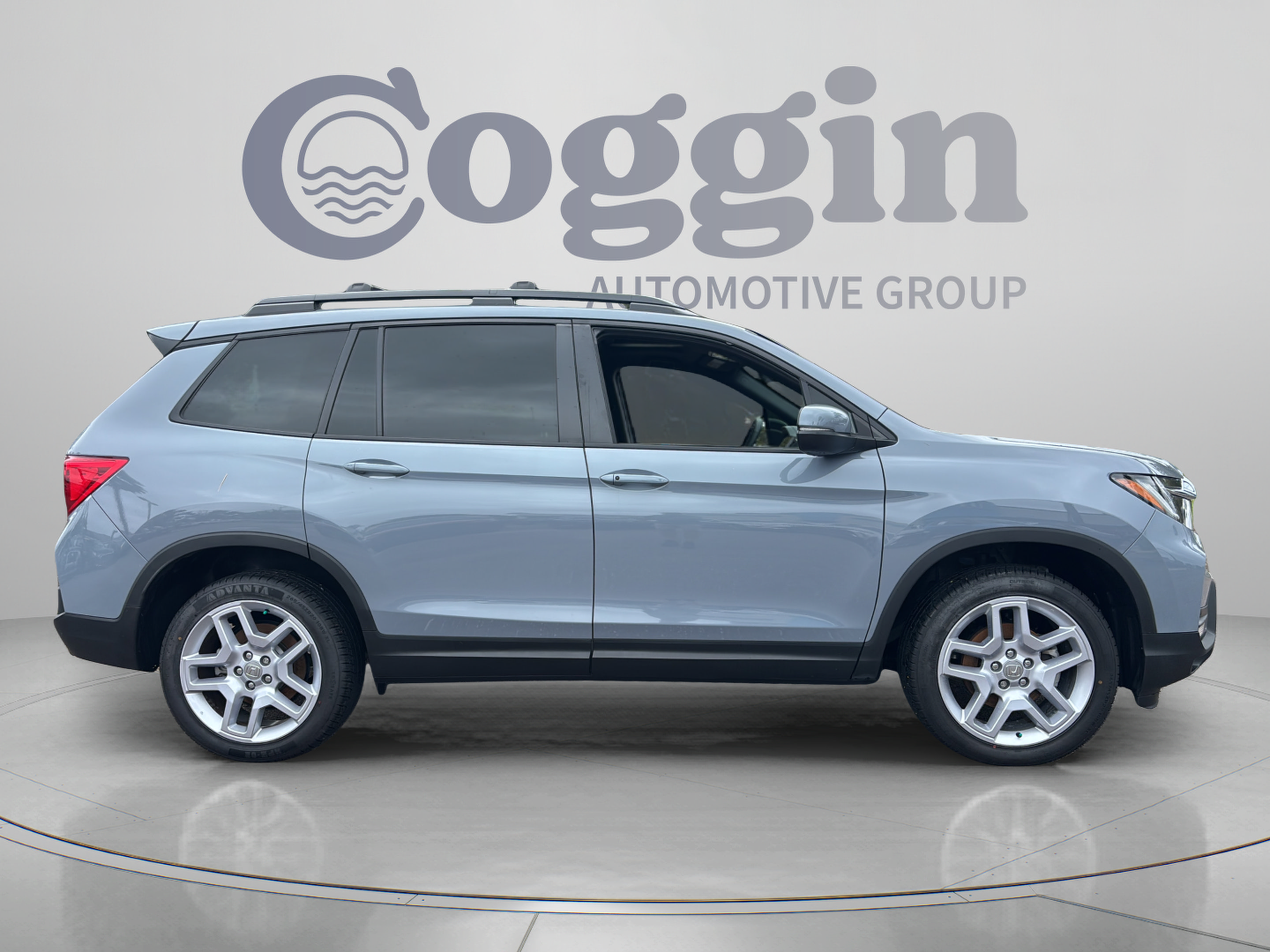 2025 Honda Passport EX-L - Photo 7