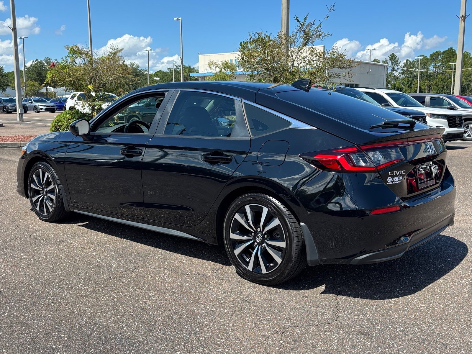 2023 Honda Civic EX-L Hatchback photo 2