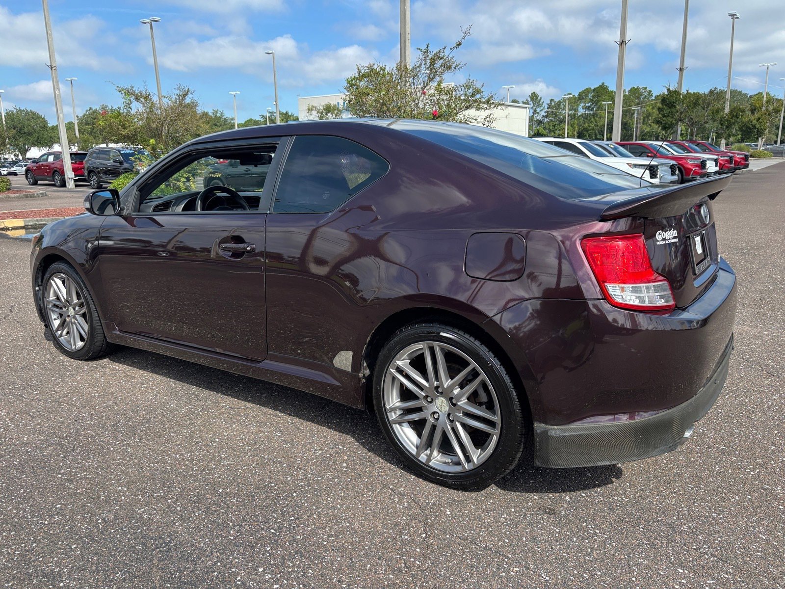 2011 Scion tC Base photo 2