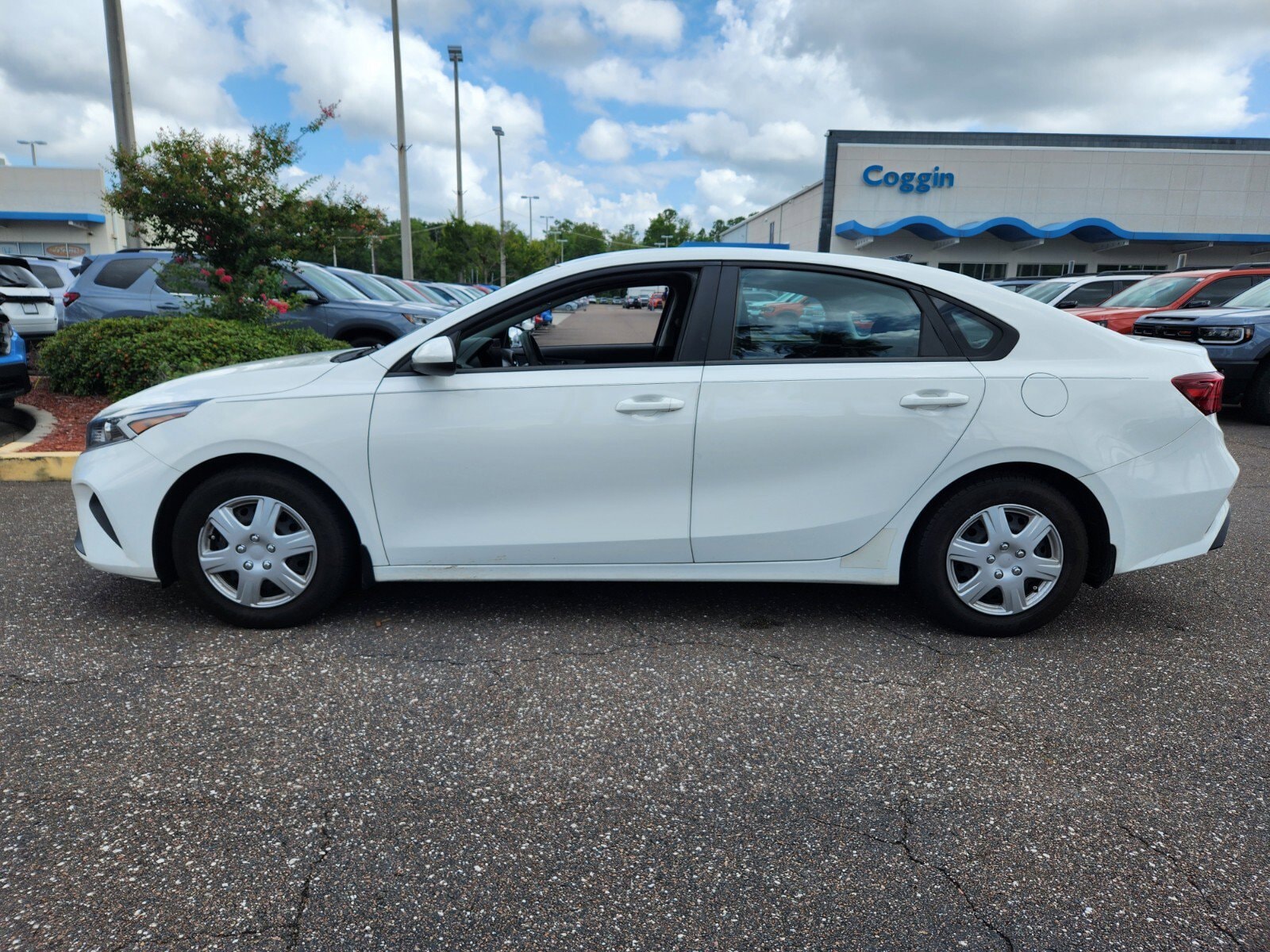 Used 2022 Kia FORTE FE with VIN 3KPF24AD5NE430196 for sale in Jacksonville, FL