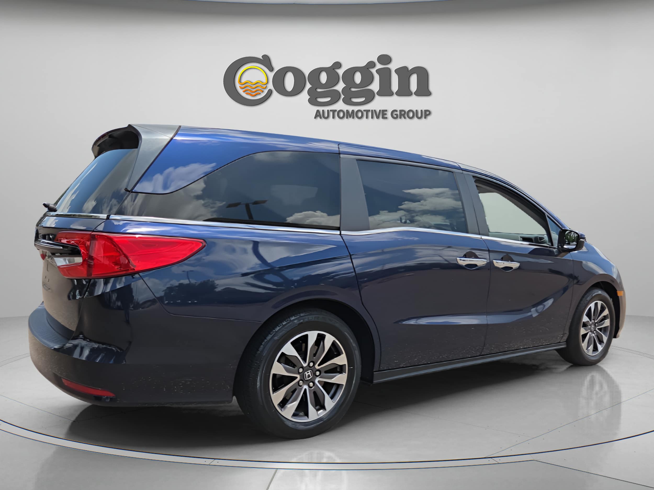 2023 Honda Odyssey EX-L - Photo 6