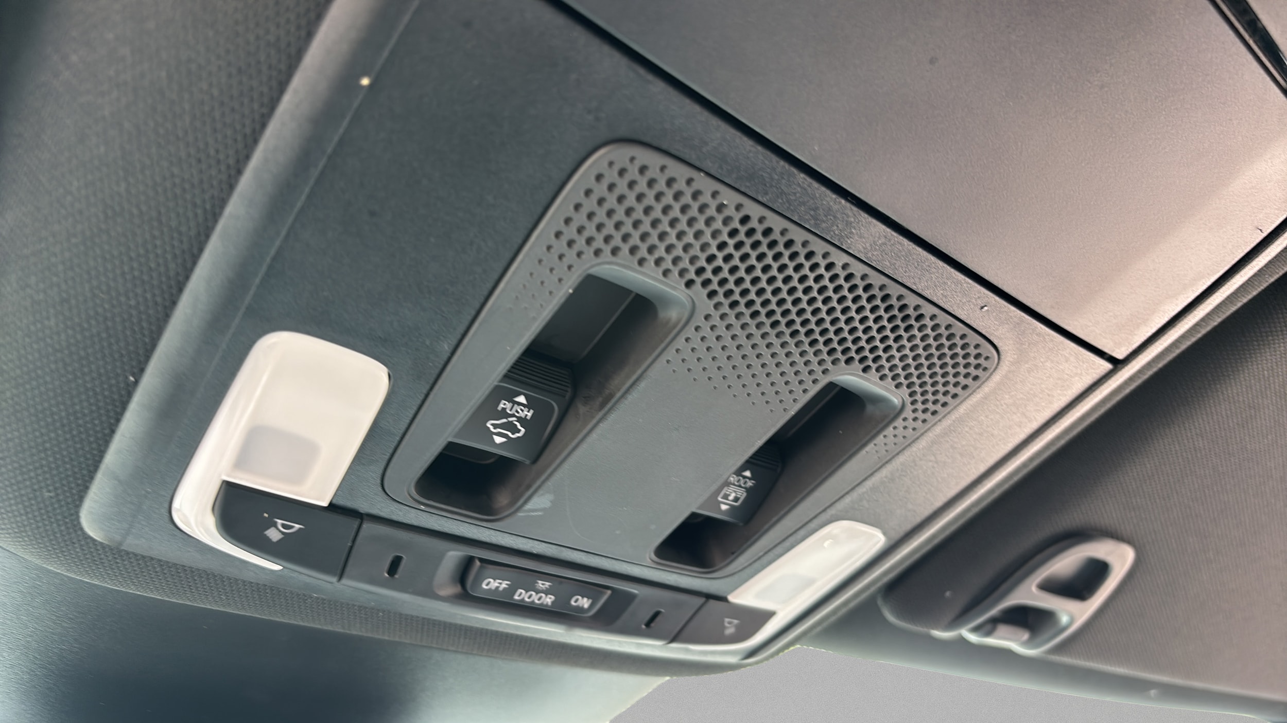 2025 Honda Pilot TrailSport - Photo 31
