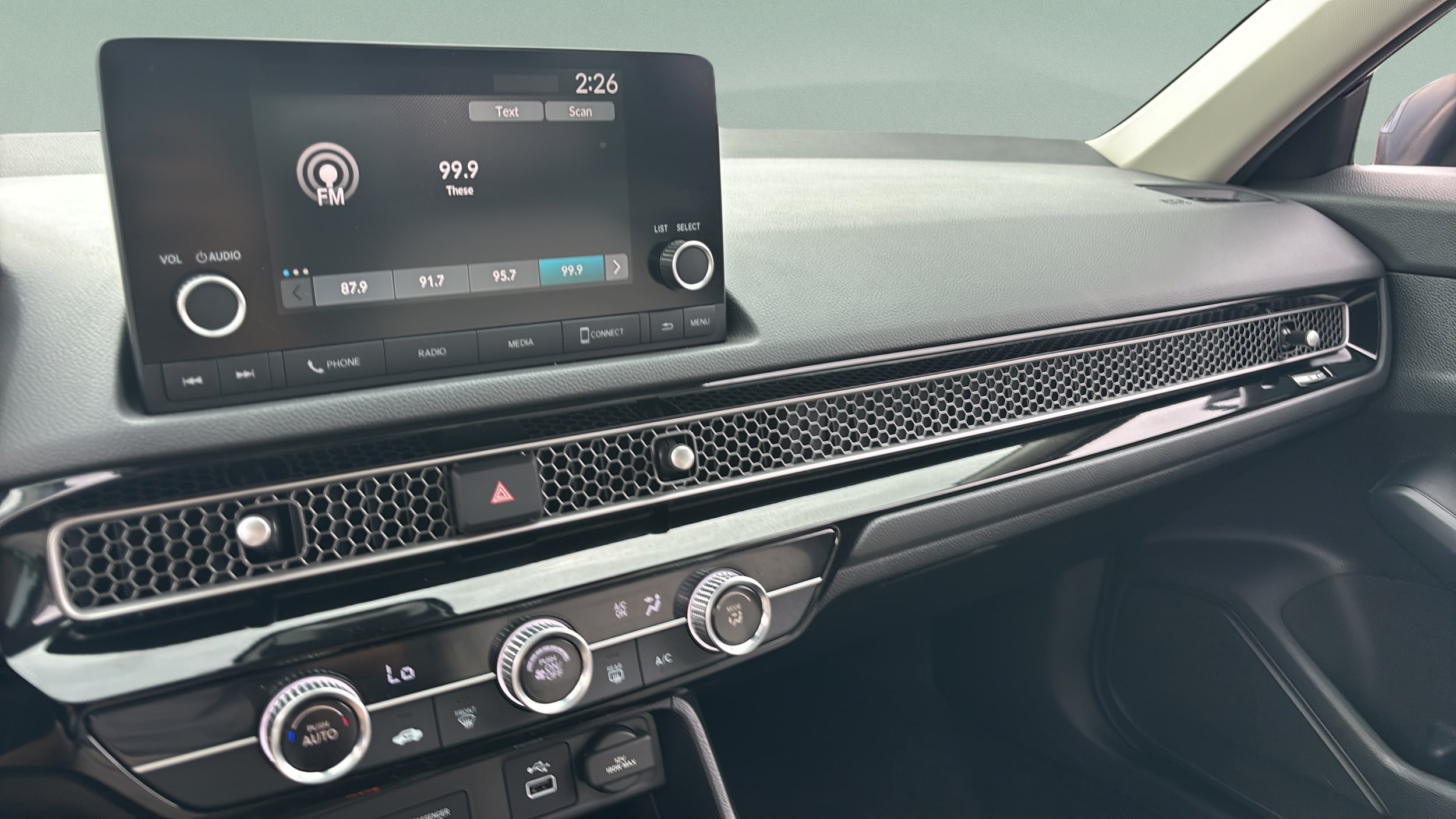 2023 Honda Civic LX - Photo 29