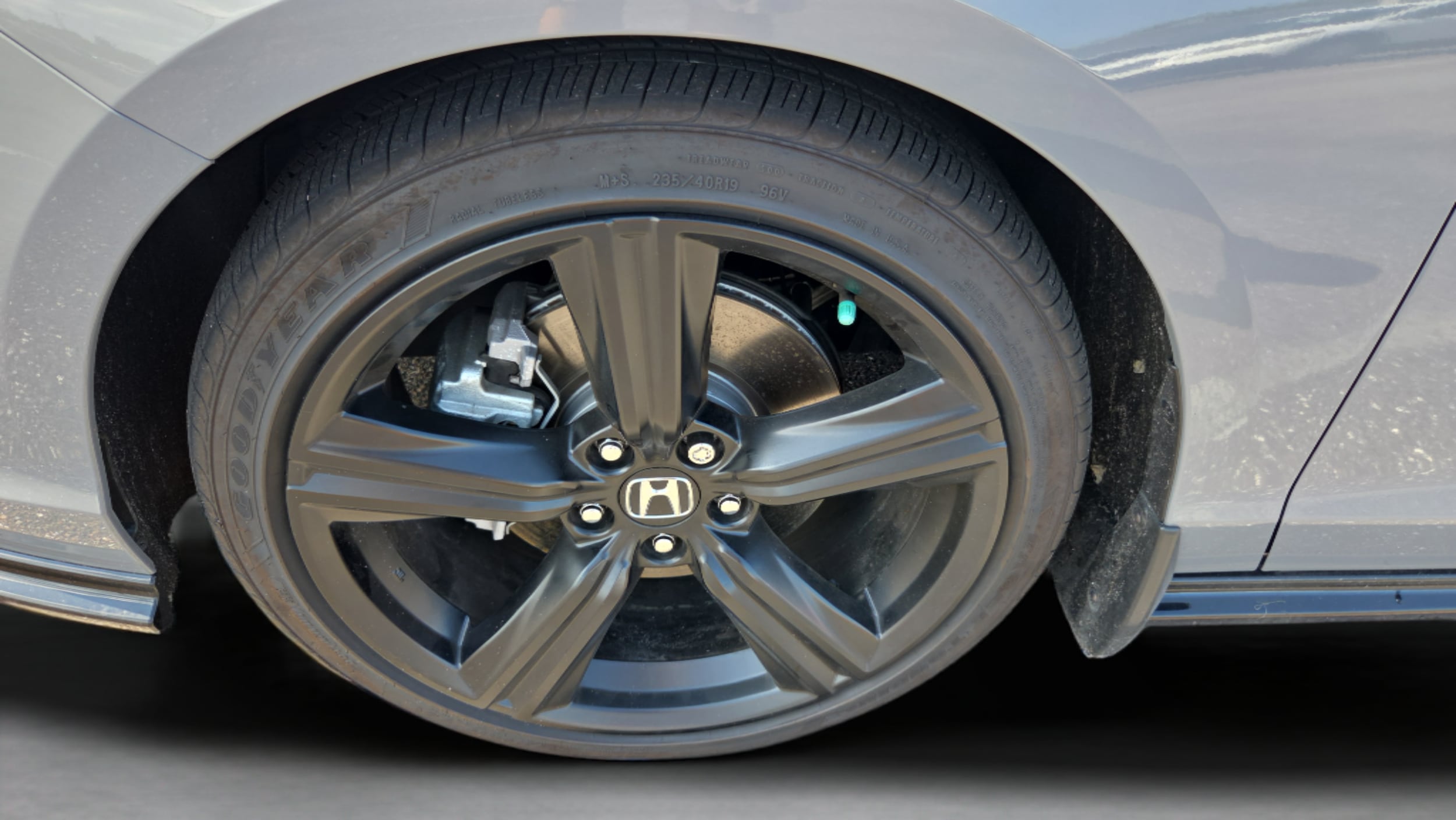 2025 Honda Accord Hybrid Sport-L - Photo 29