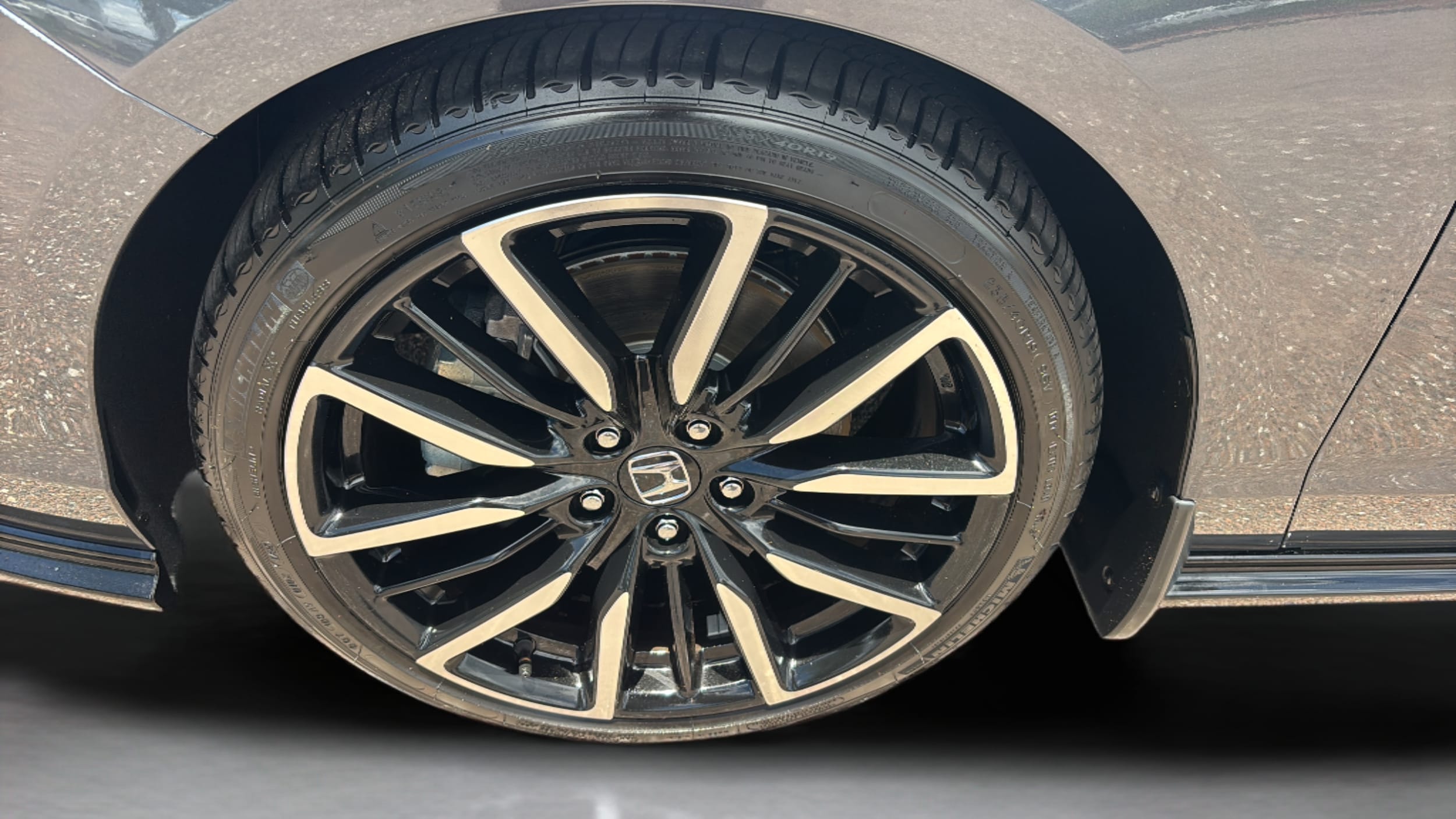 2025 Honda Accord Hybrid Touring - Photo 33