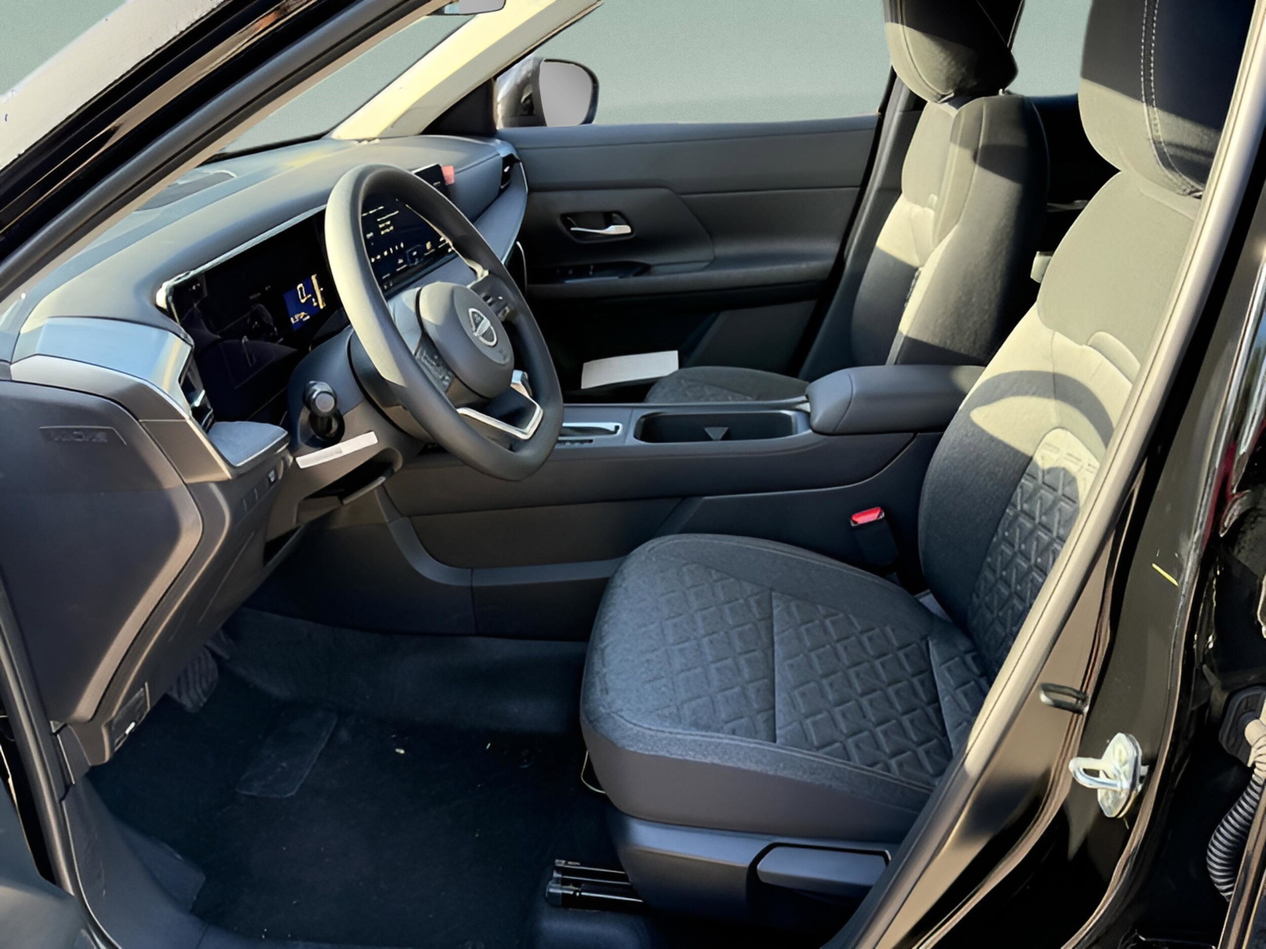 2026 Nissan KICKS SV - Photo 8