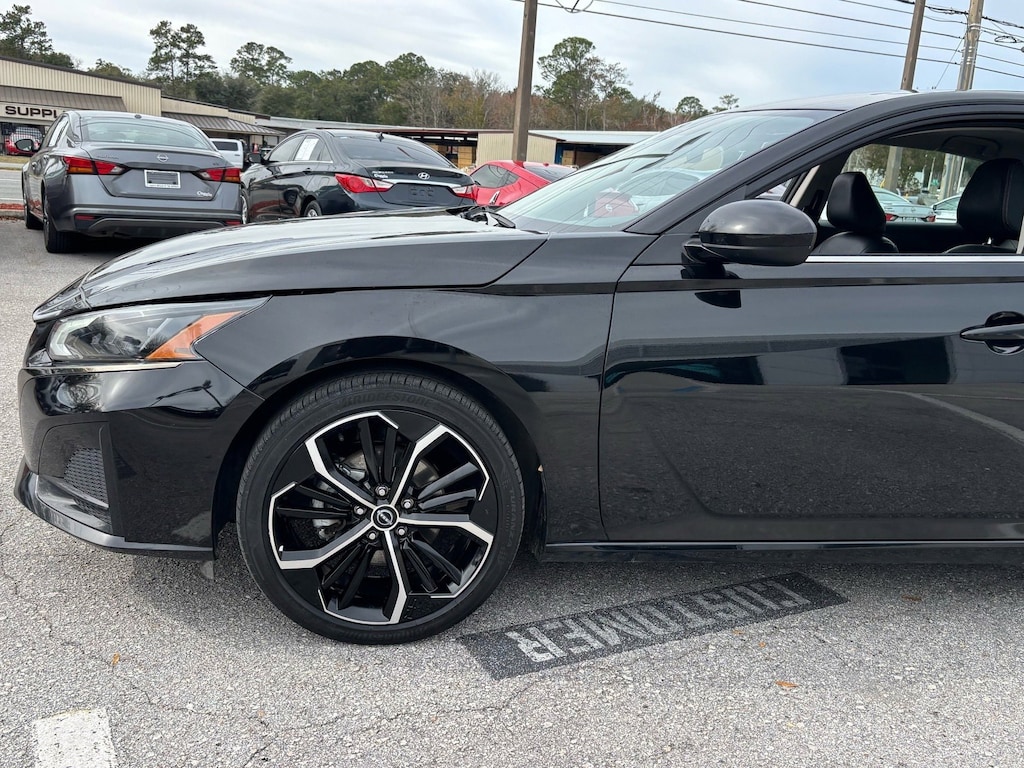 Used 2024 Nissan Altima 2.5 SR Sedan