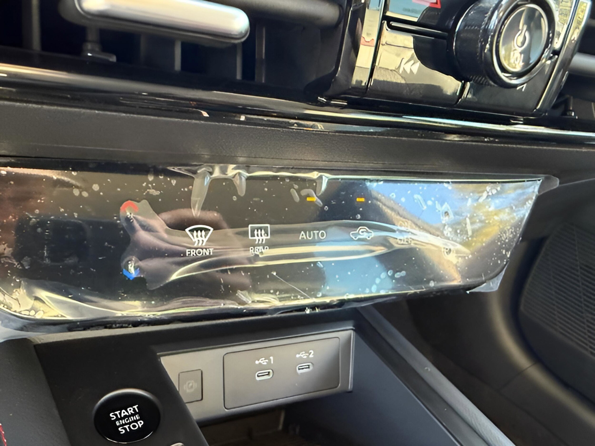2026 Nissan KICKS SR - Photo 11