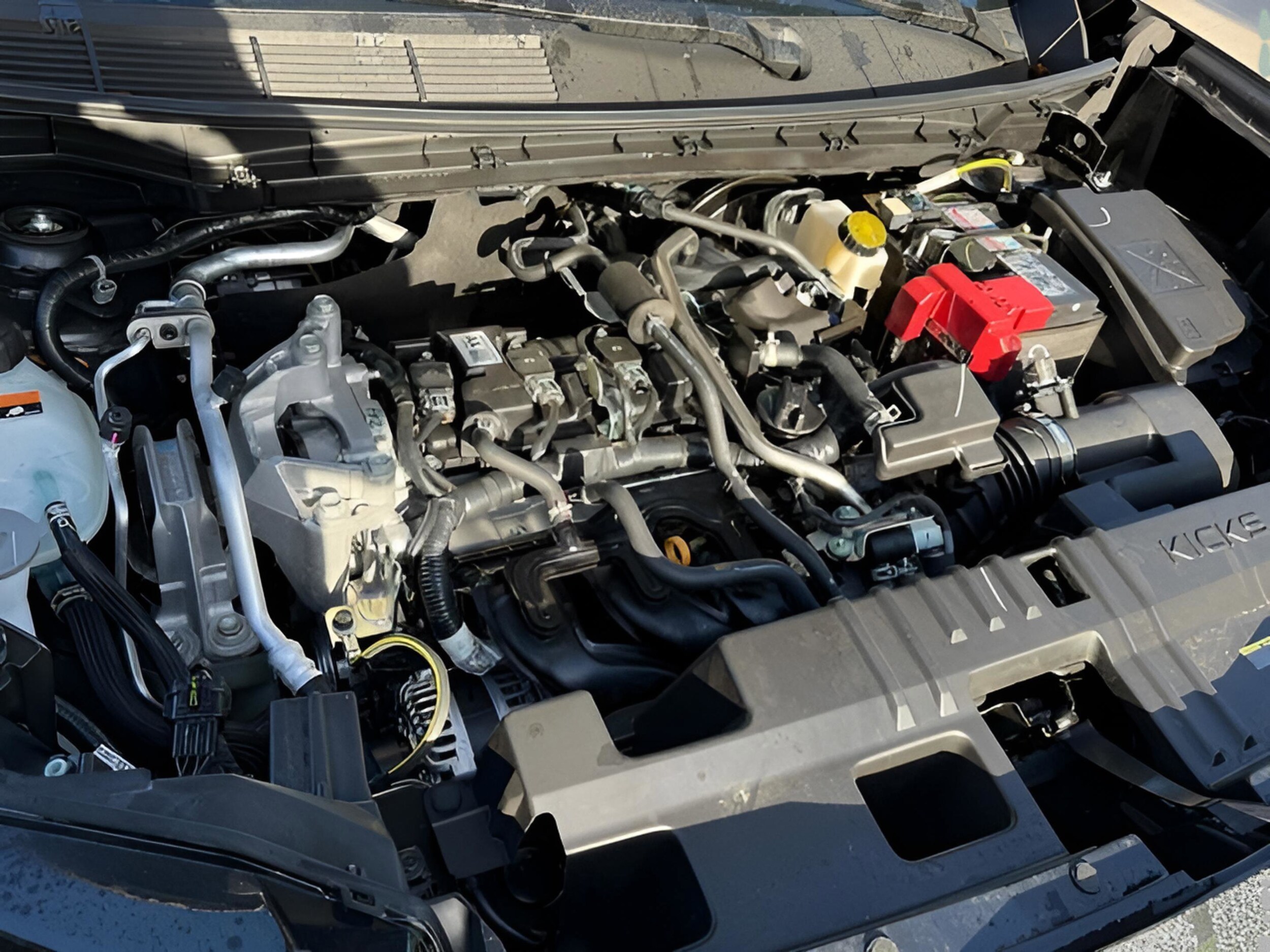 2026 Nissan KICKS SR - Photo 21
