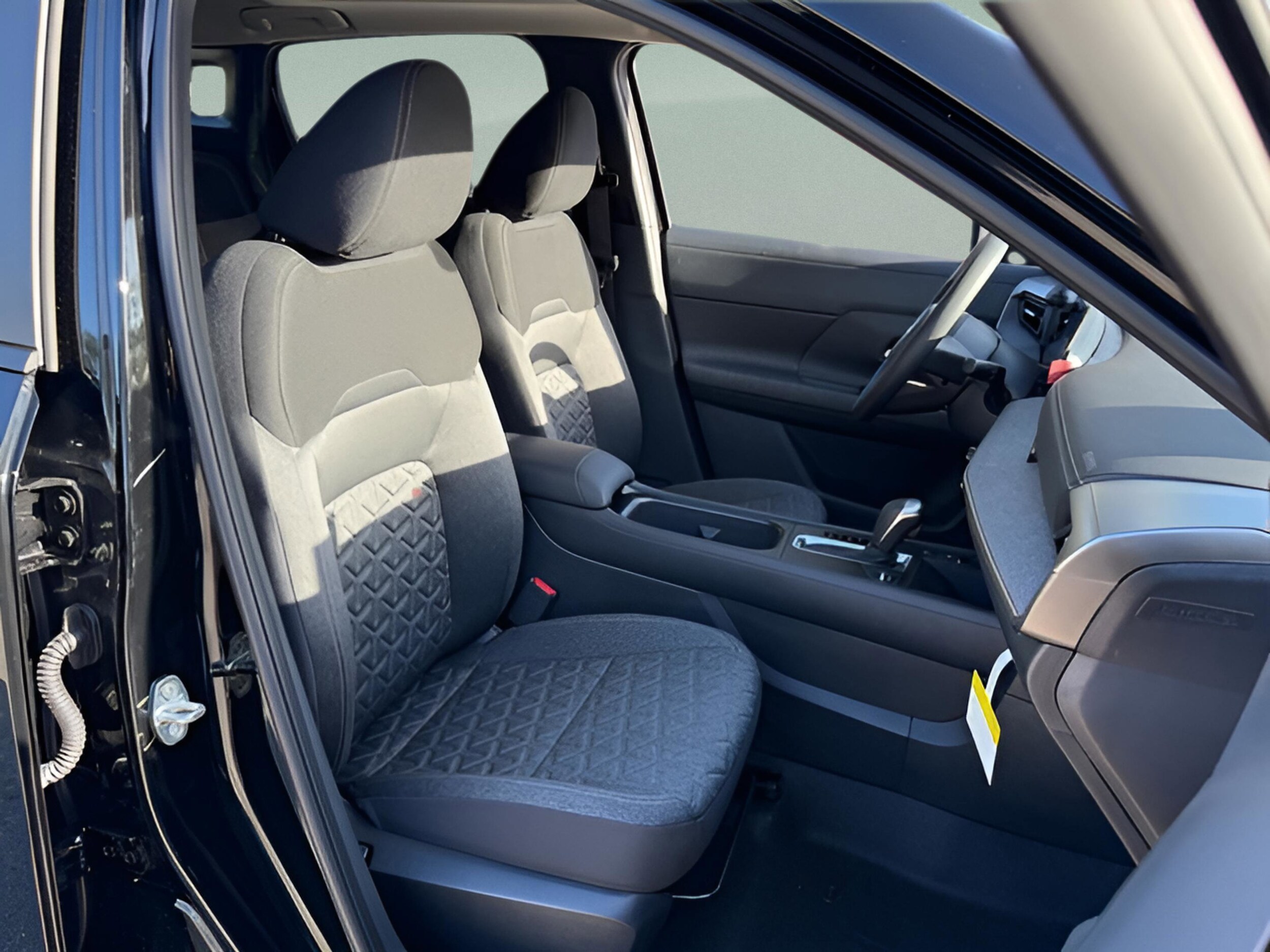 2026 Nissan KICKS SV - Photo 13